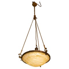 Antiker Liberty-Kronleuchter aus Alabaster, Messingstruktur, 1940er Jahre