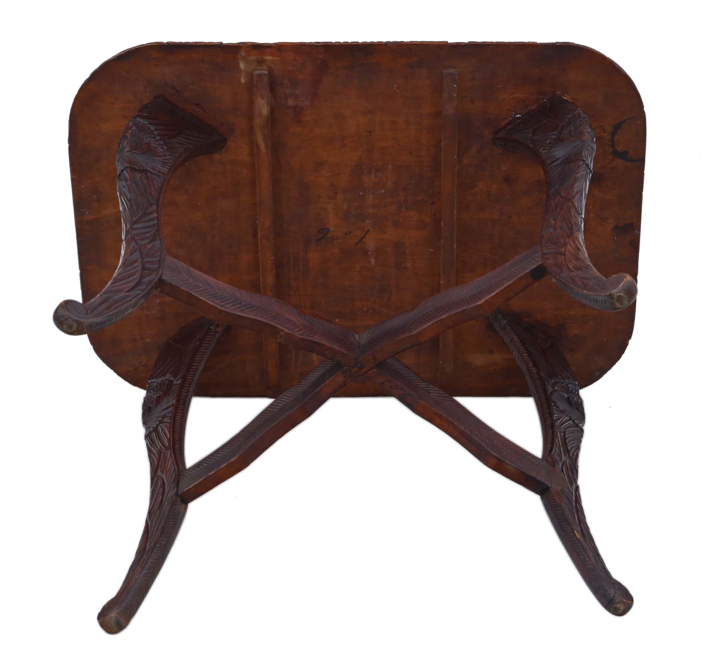 Ancienne table d'appoint Liberty Chinoiserie en bois dur pour écrire, style chinoiserie en vente 5