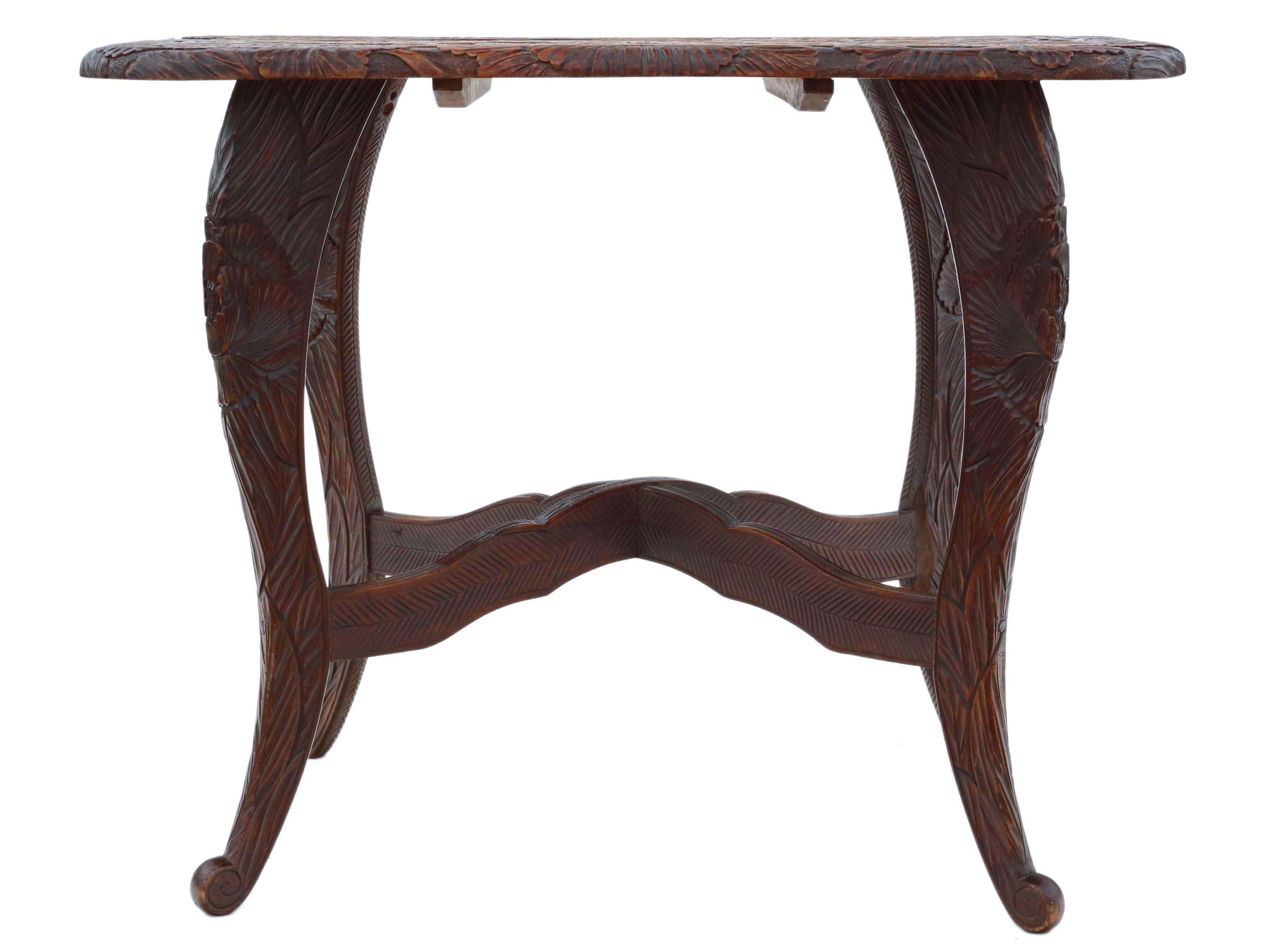 Ancienne table d'appoint Liberty Chinoiserie en bois dur pour écrire, style chinoiserie en vente 2