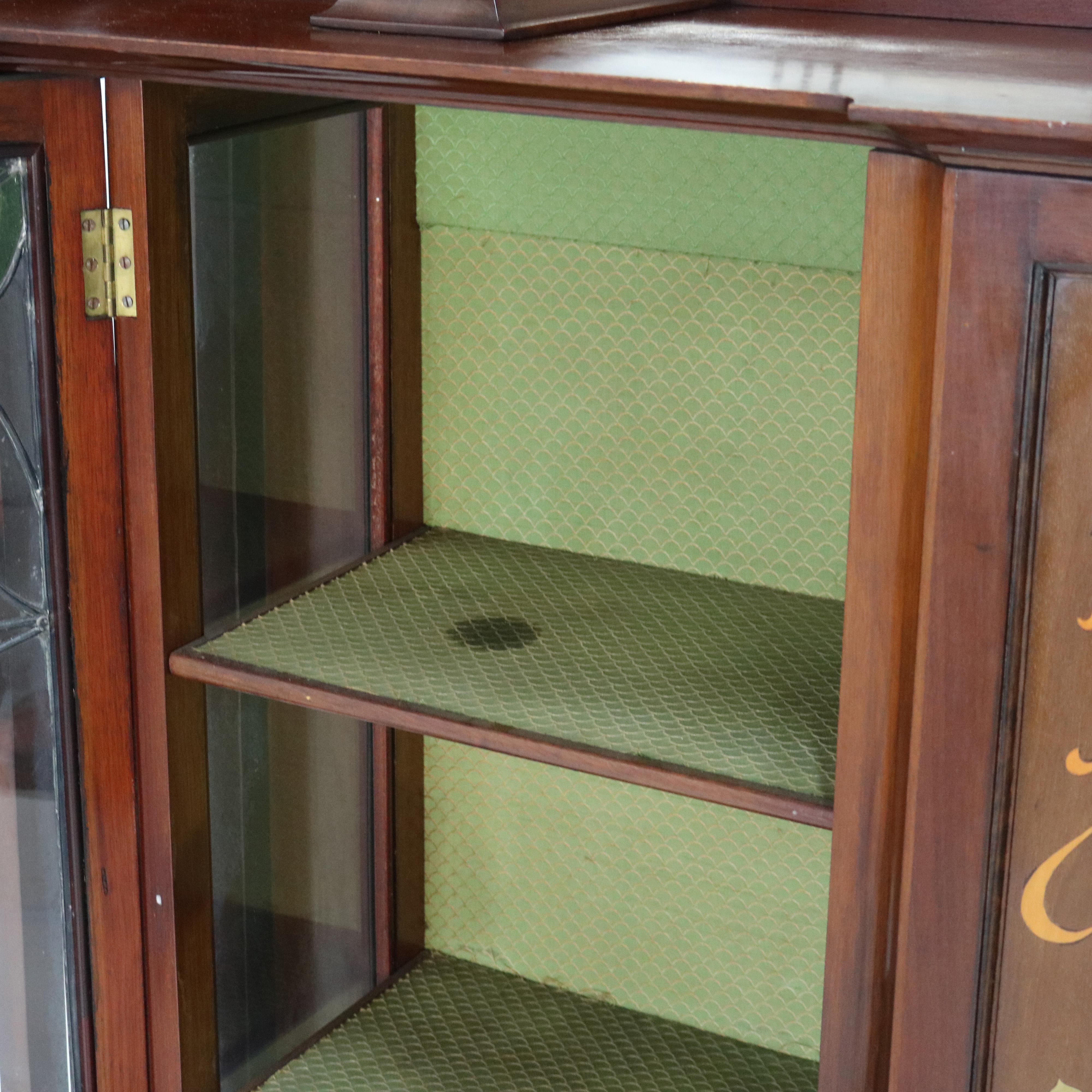 Antike Liberty & Co. Arts and Crafts-Schrank aus geschnitztem Mahagoni und Intarsien aus China, um 1910 im Angebot 10