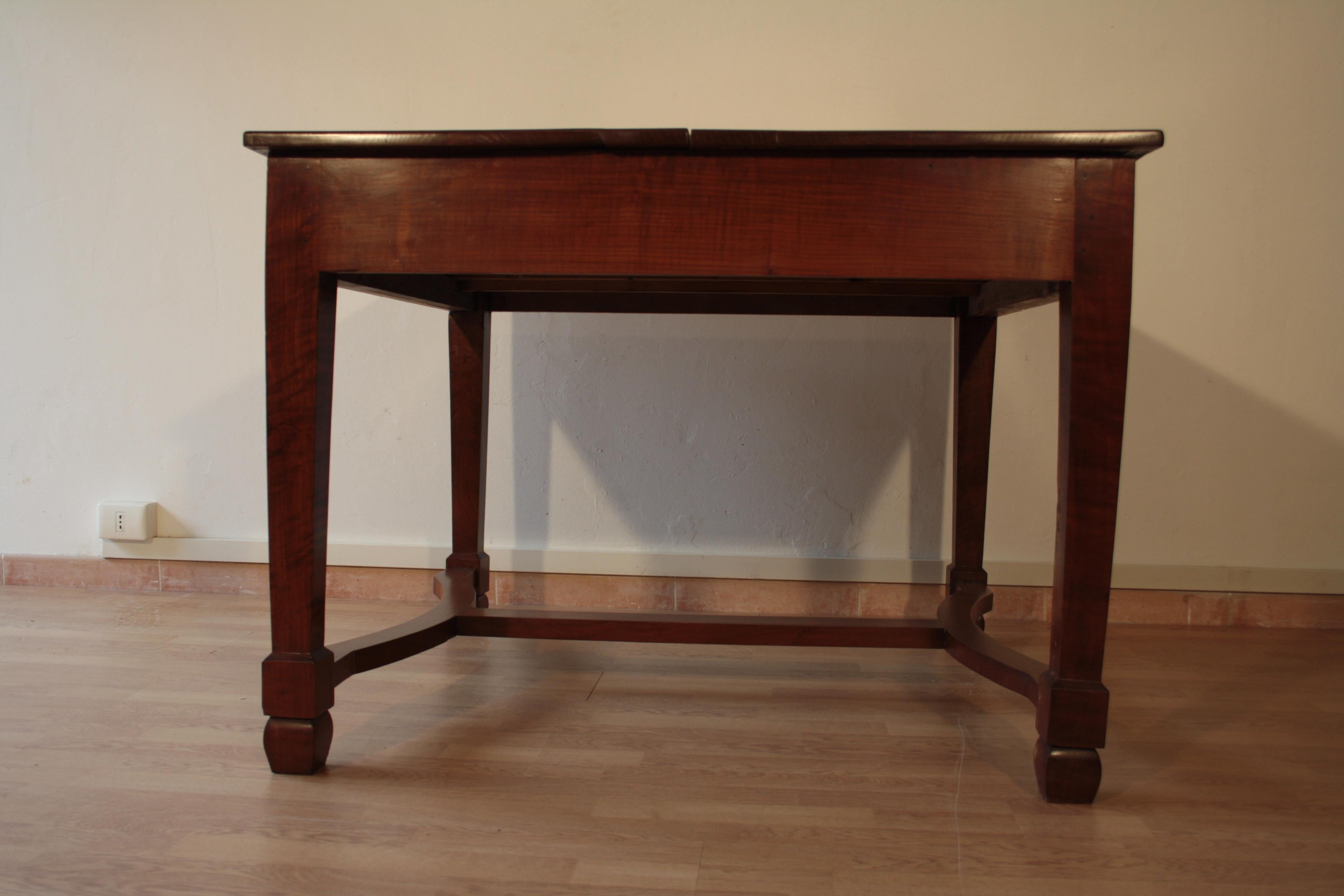 Antique Liberty Italian Dining Table, 1920s solid Wood Extensible For Sale 8