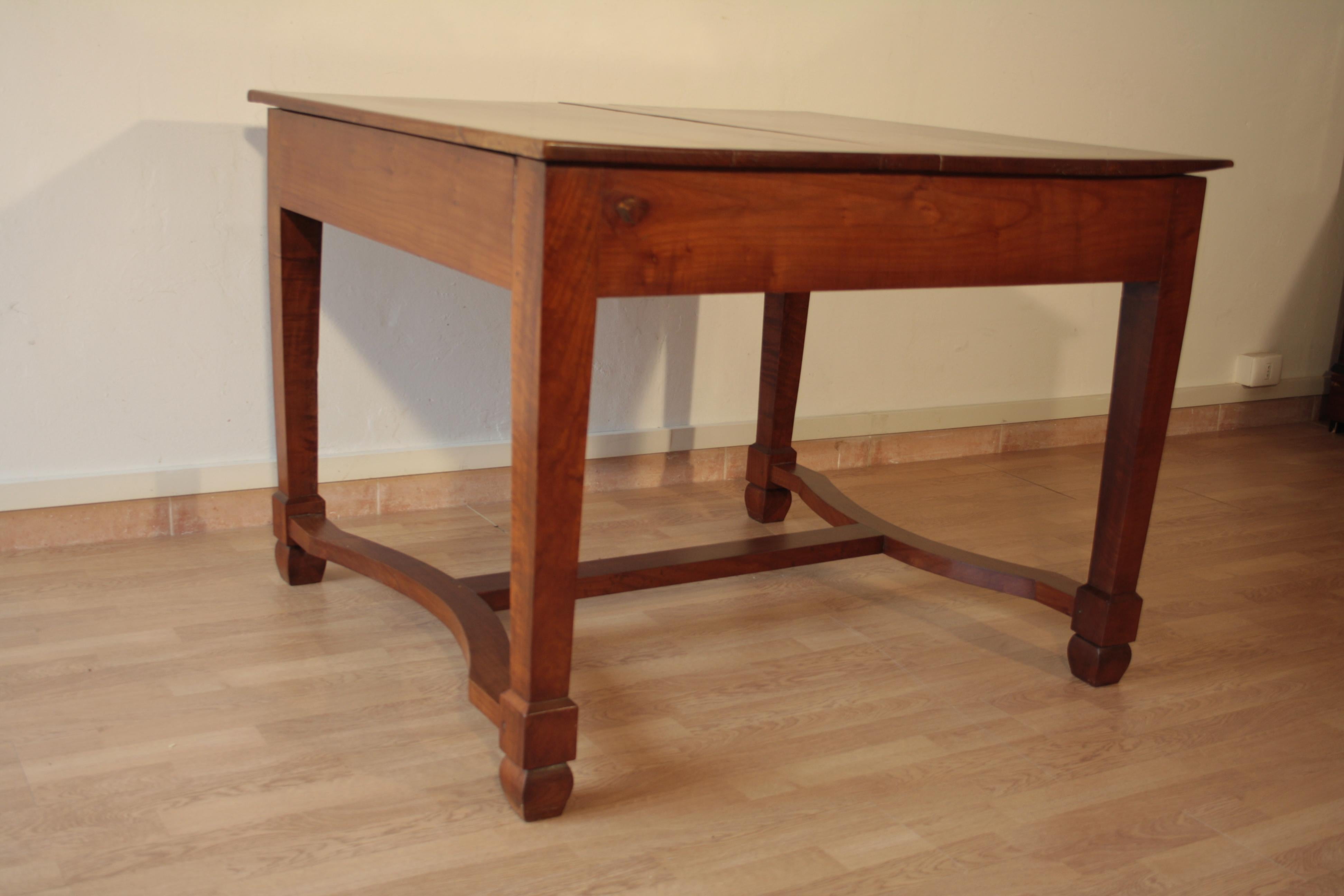 Rosewood Antique Liberty Italian Dining Table, 1920s solid Wood Extensible For Sale