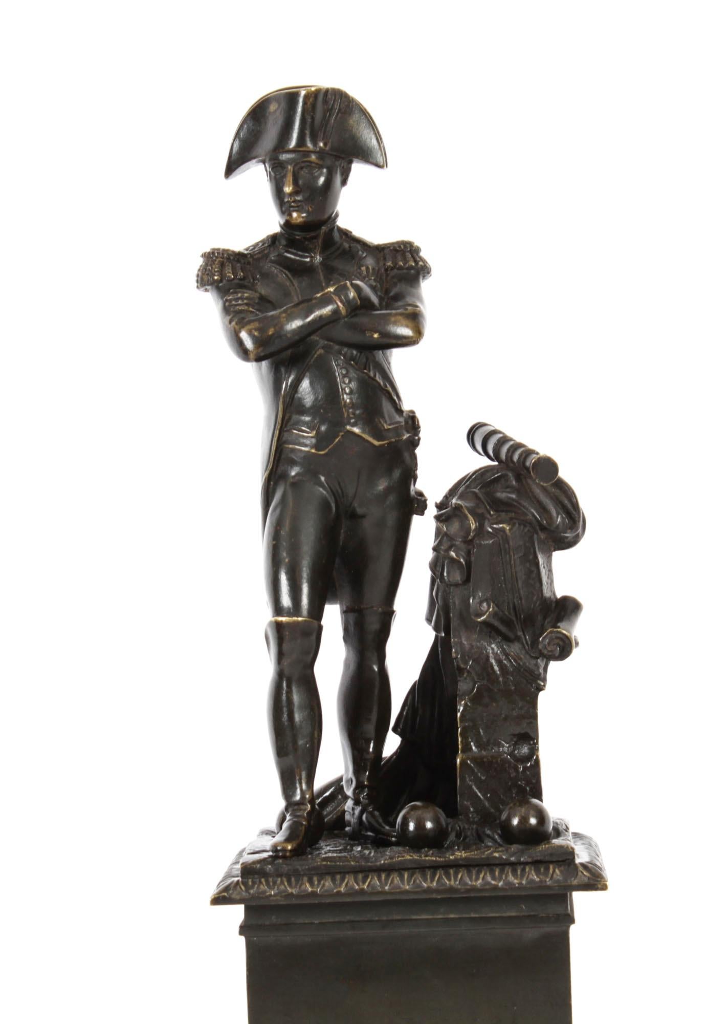 Mid-19th Century Antique Library Bronze of Napoleon Bonaparte 19th Century For Sale