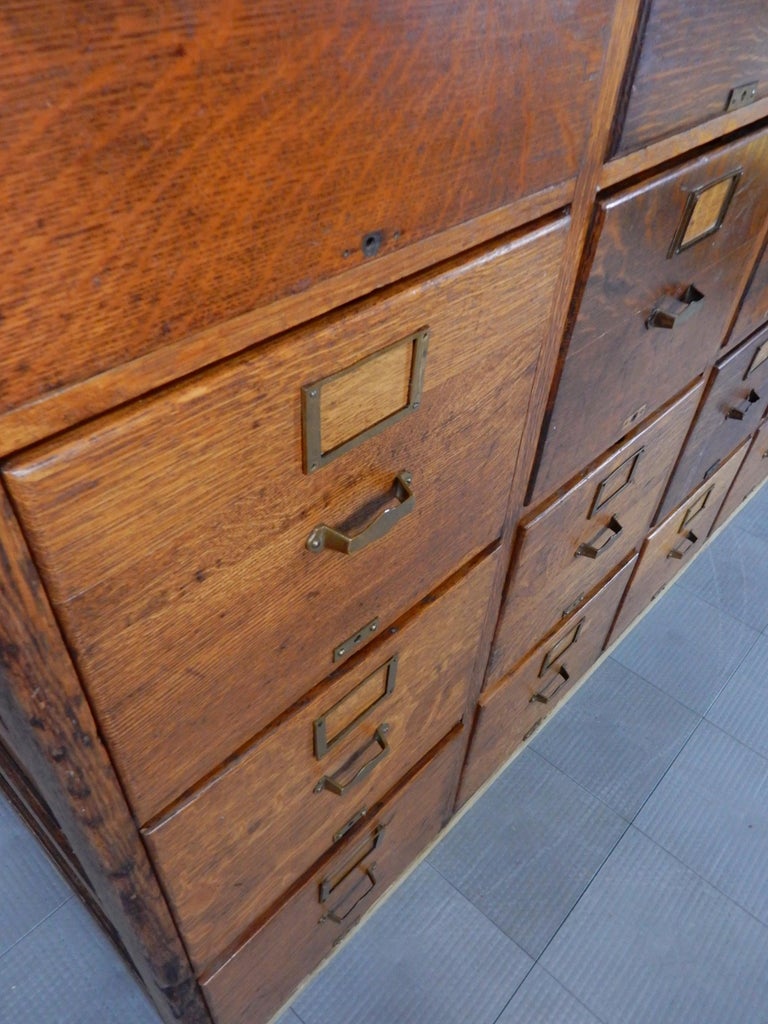 Antique Library Bureau SoleMakers Tiger Oak 16 Drawer File