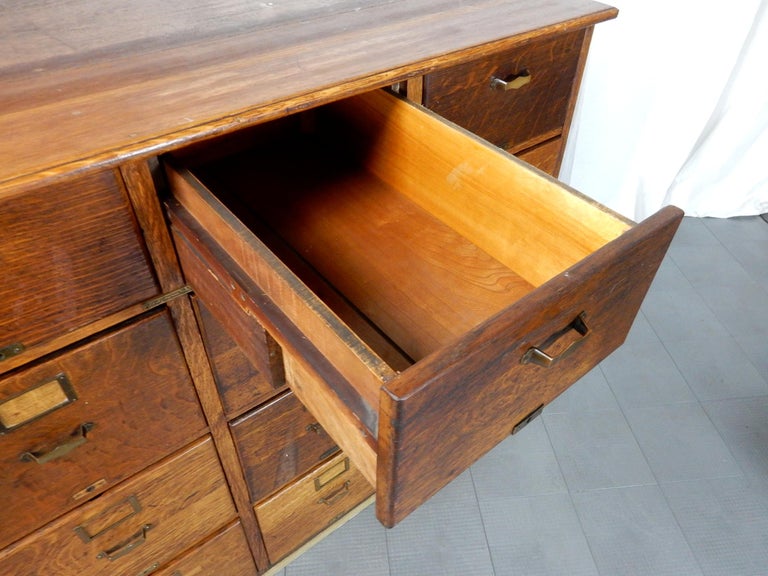 Antique Library Bureau SoleMakers Tiger Oak 16 Drawer File