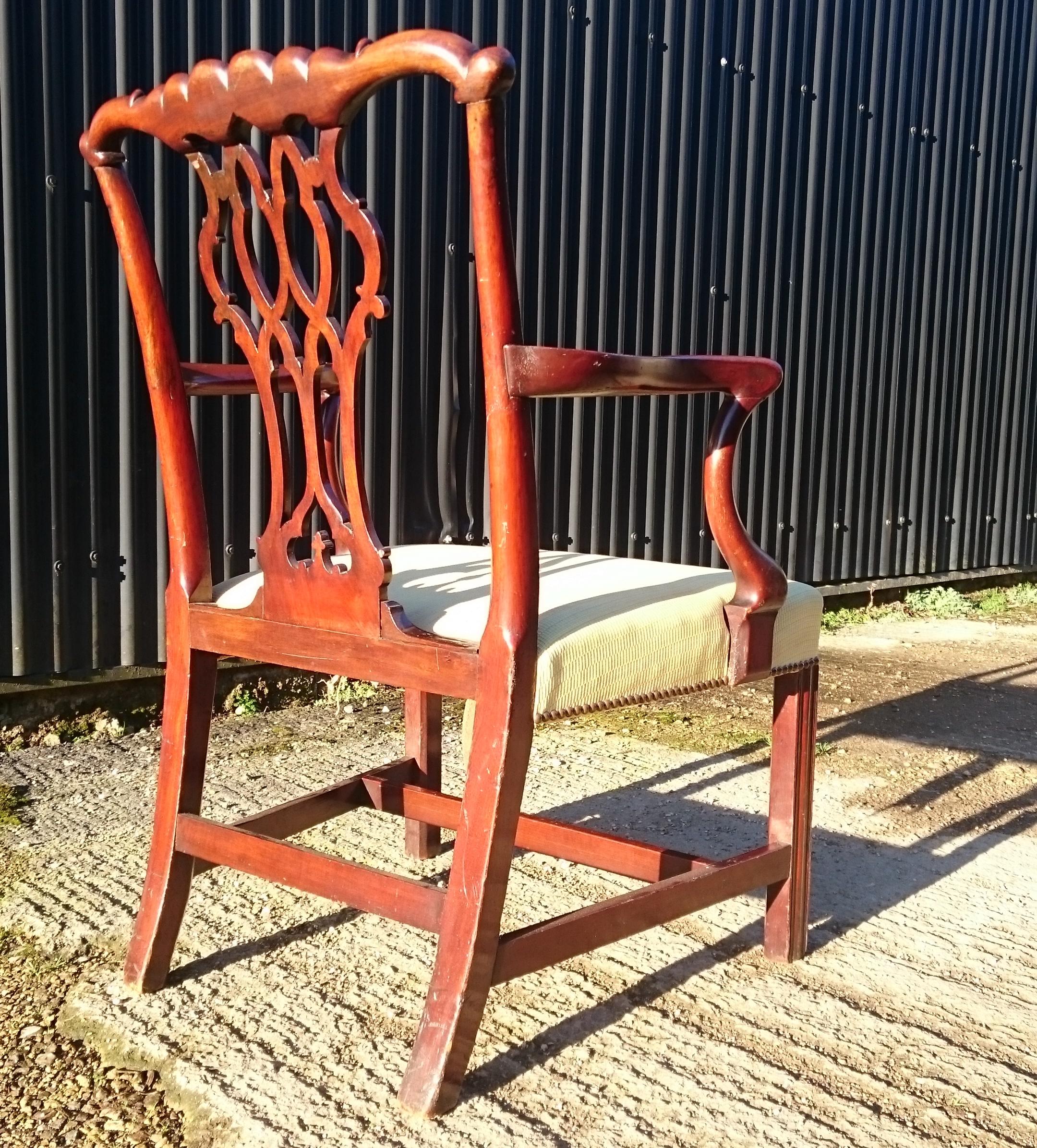 Mahogany Antique Library / Desk Chair For Sale
