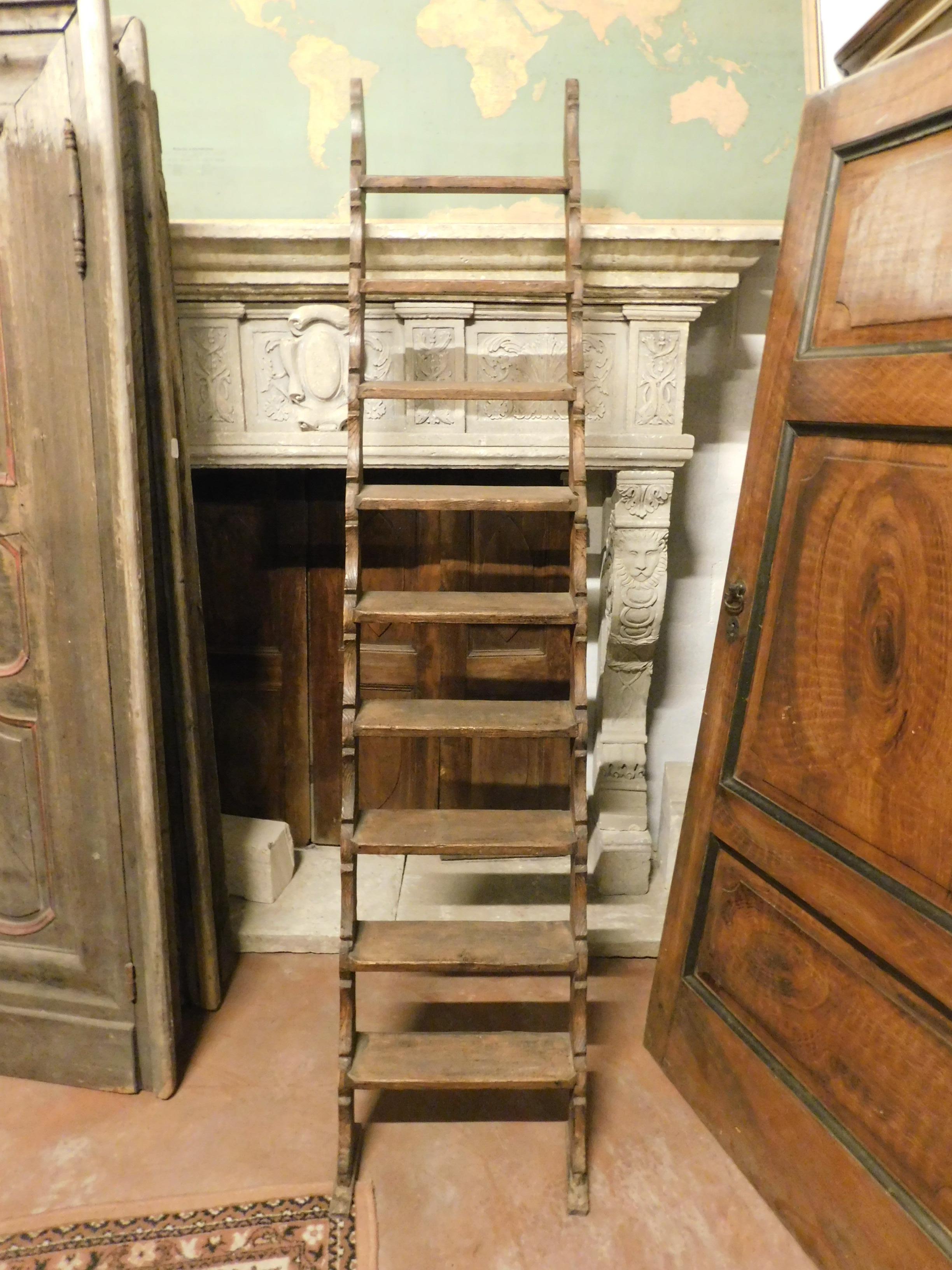 Italian Antique Library Ladder, Brown Larch with Moved Bar, 1800, Italy