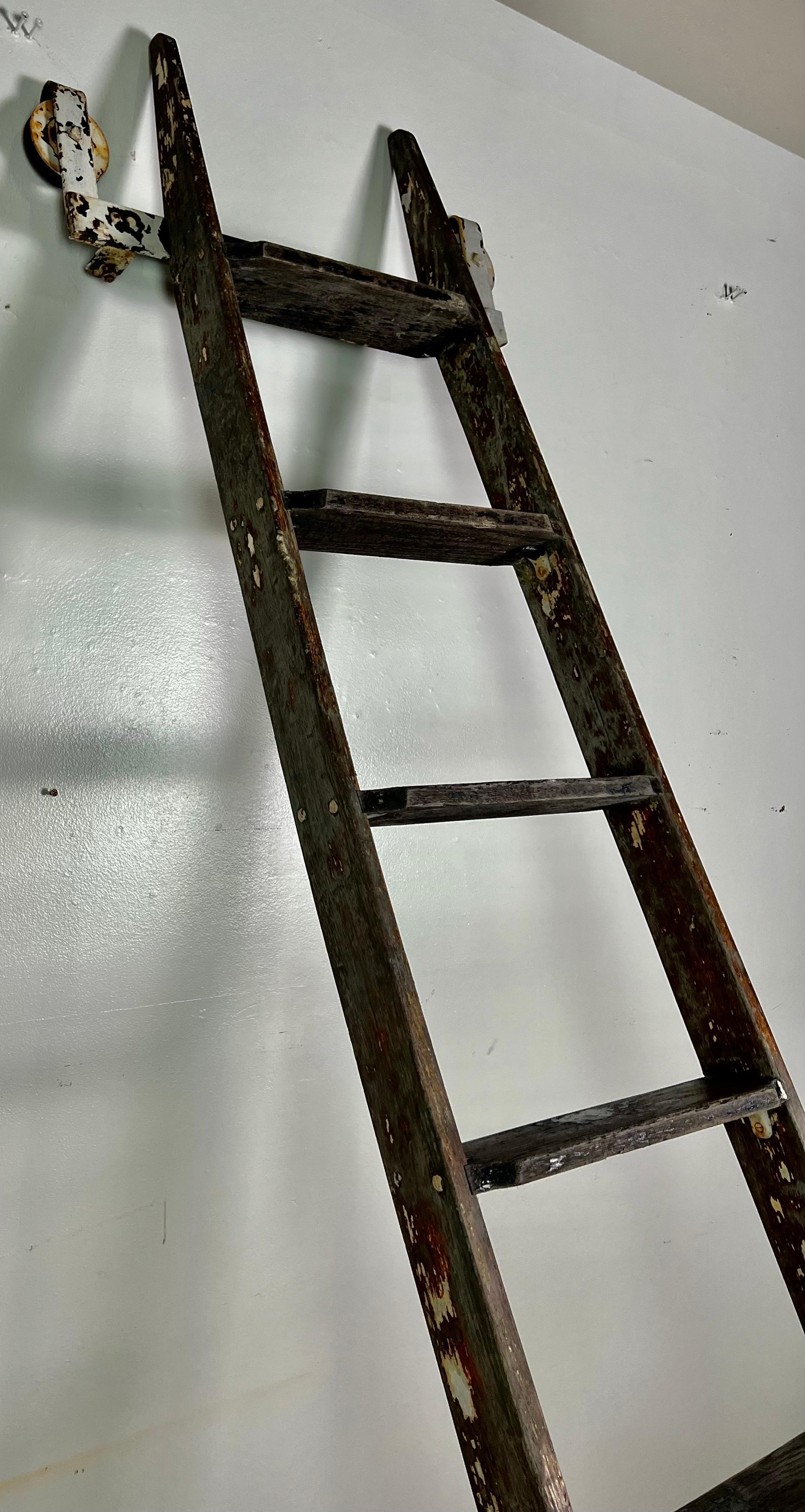 Antique Library Ladder with Great Patina For Sale 1