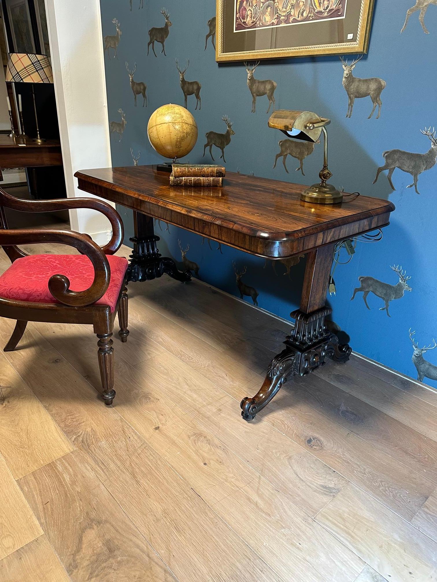 Rosewood Antique library table For Sale