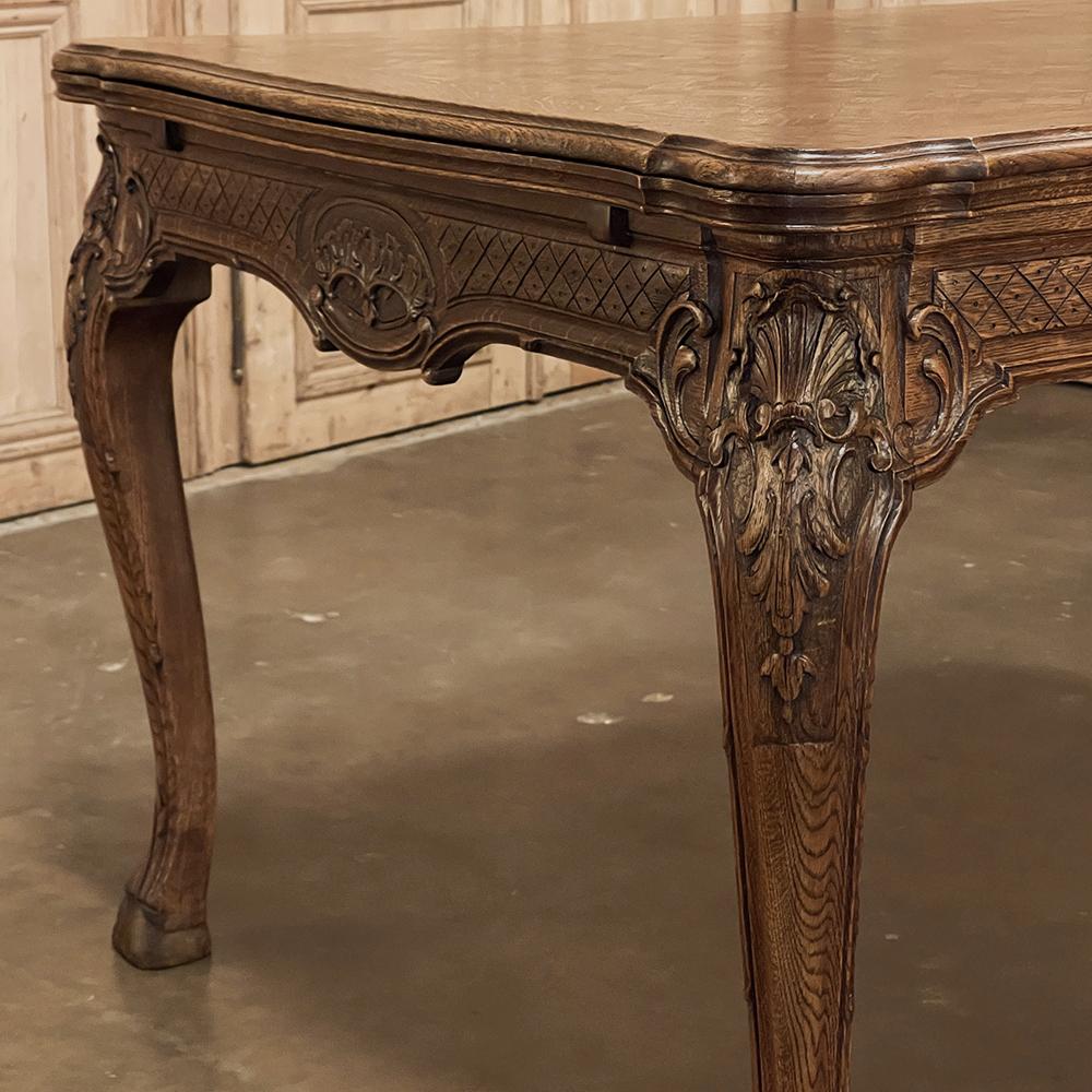 Ancienne table de salle à manger Louis XIV à feuilles tombantes en vente 6