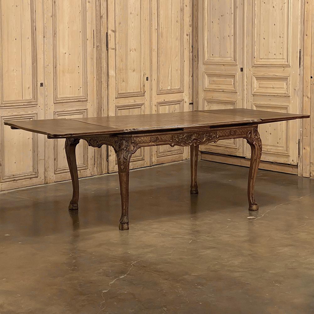 20th Century Antique Liegoise Louis XIV Draw Leaf Dining Table For Sale