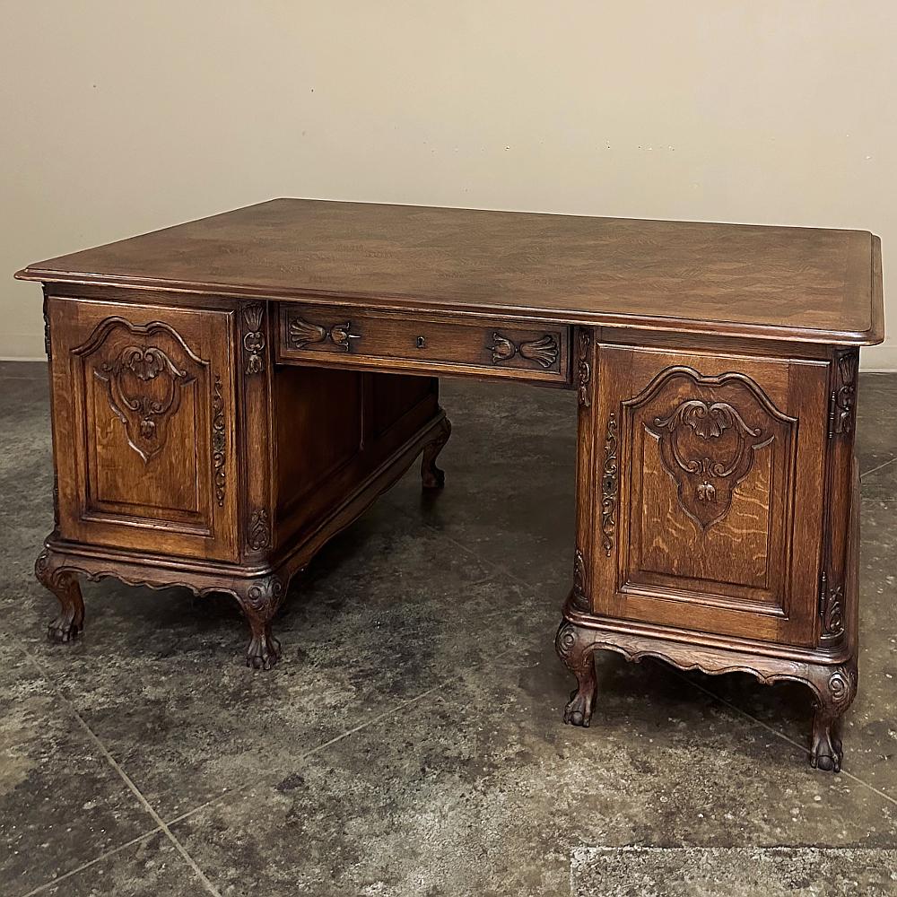 Antique Liegoise Louis XIV Oak Parquet Partner's Desk In Good Condition For Sale In Dallas, TX