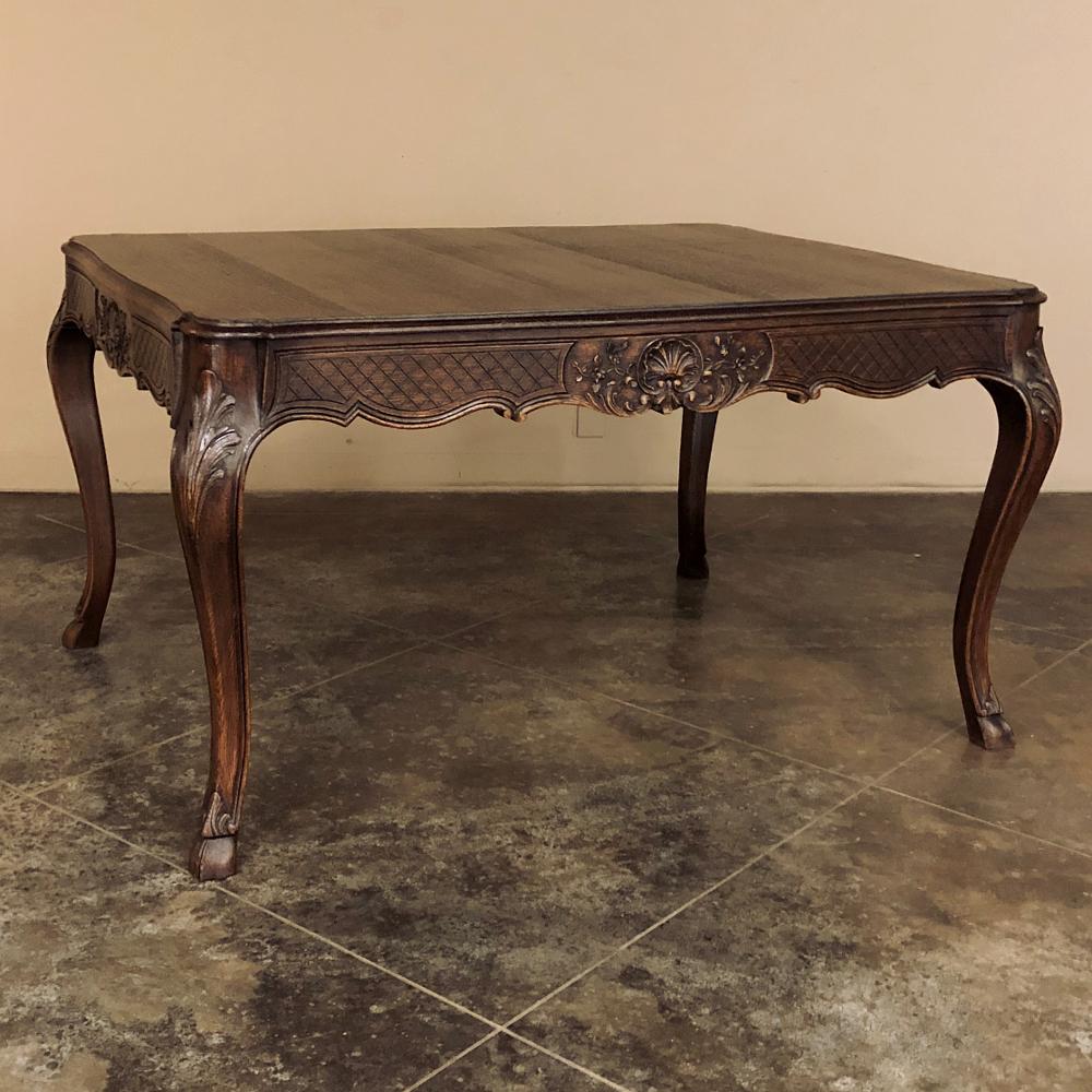 Sculpté à la main Ancienne table à écrire en ligoise avec 2 tiroirs en vente