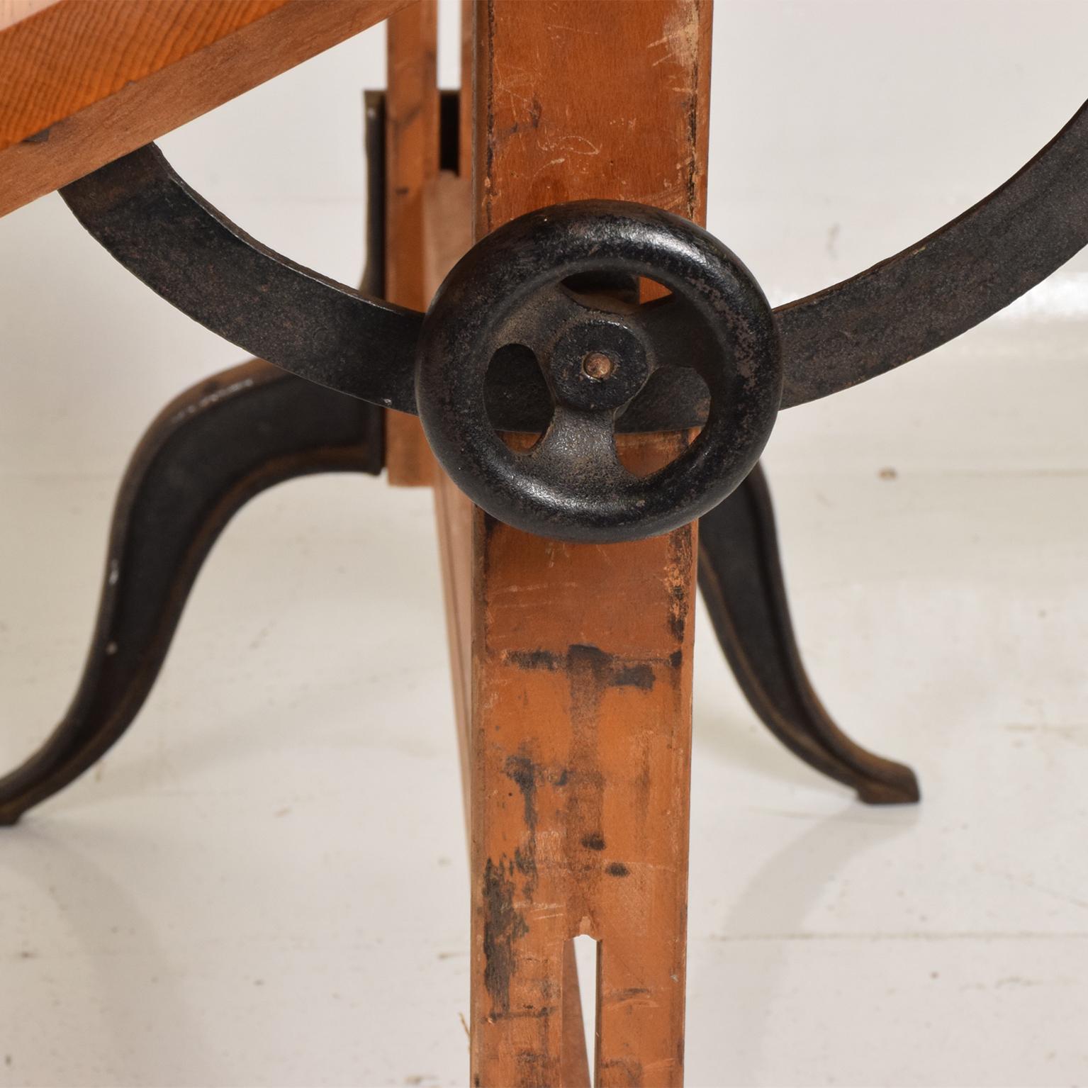 Ancienne table artisanale Lietz en bois d'érable et fonte Art déco, San Fran, Californie, années 1940 3