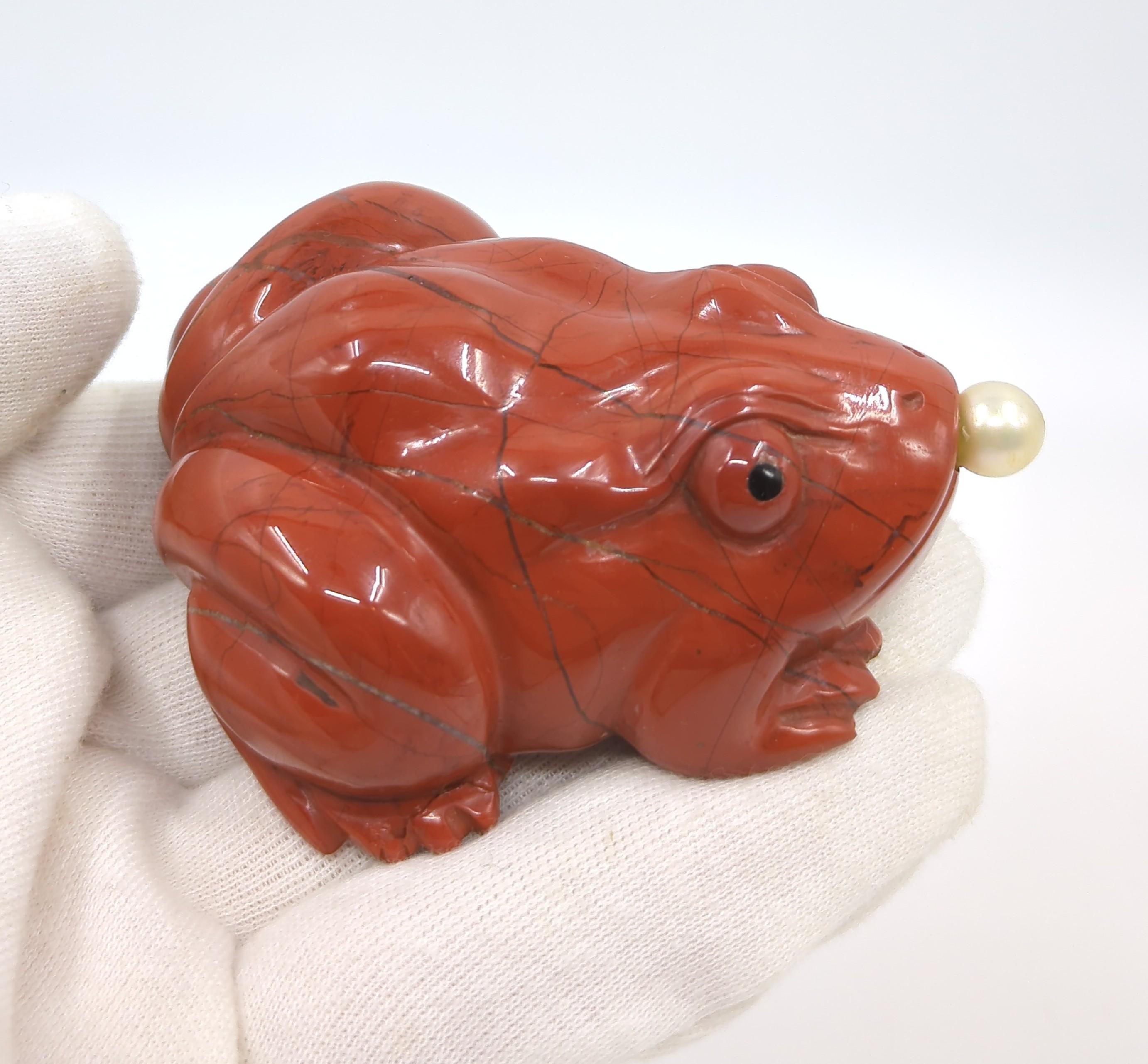 Antique Life-like Chinese Red Jasper Carved Frog Snuff Bottle Qing ROC c.1900/30 For Sale 3