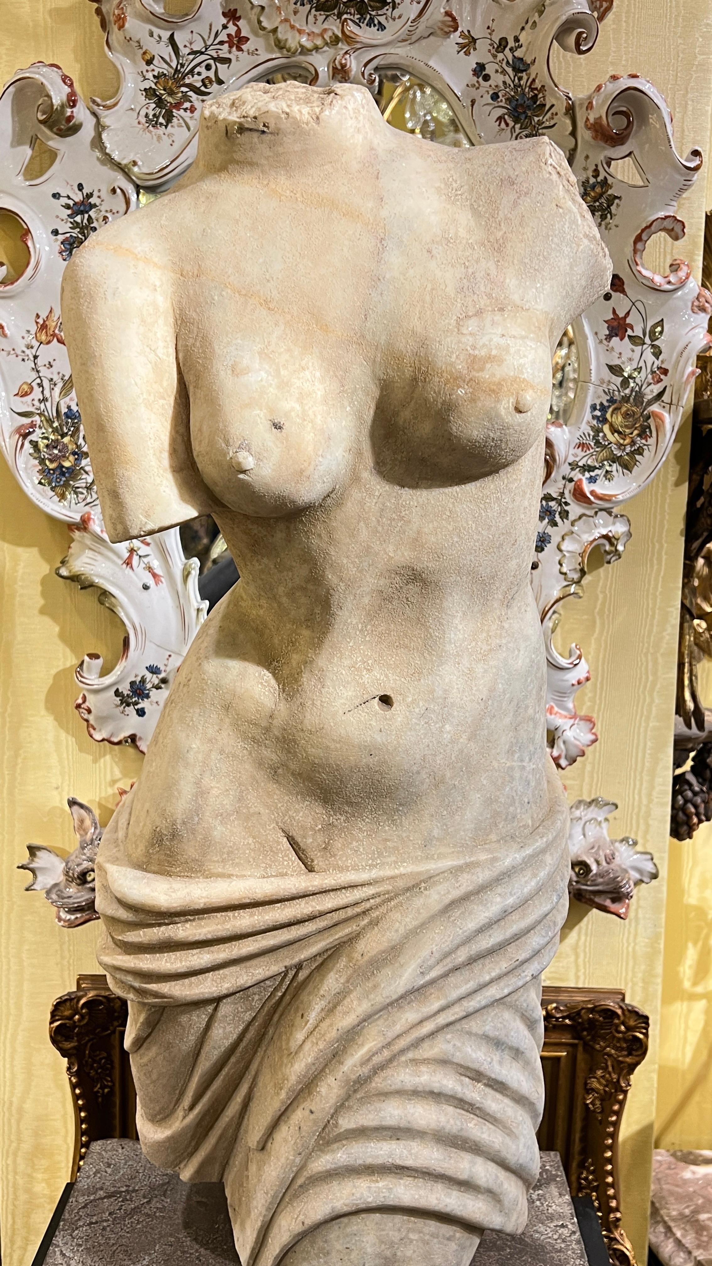 Antique life size  Torso of Venus Marble Sculpture After the Ancient For Sale 2