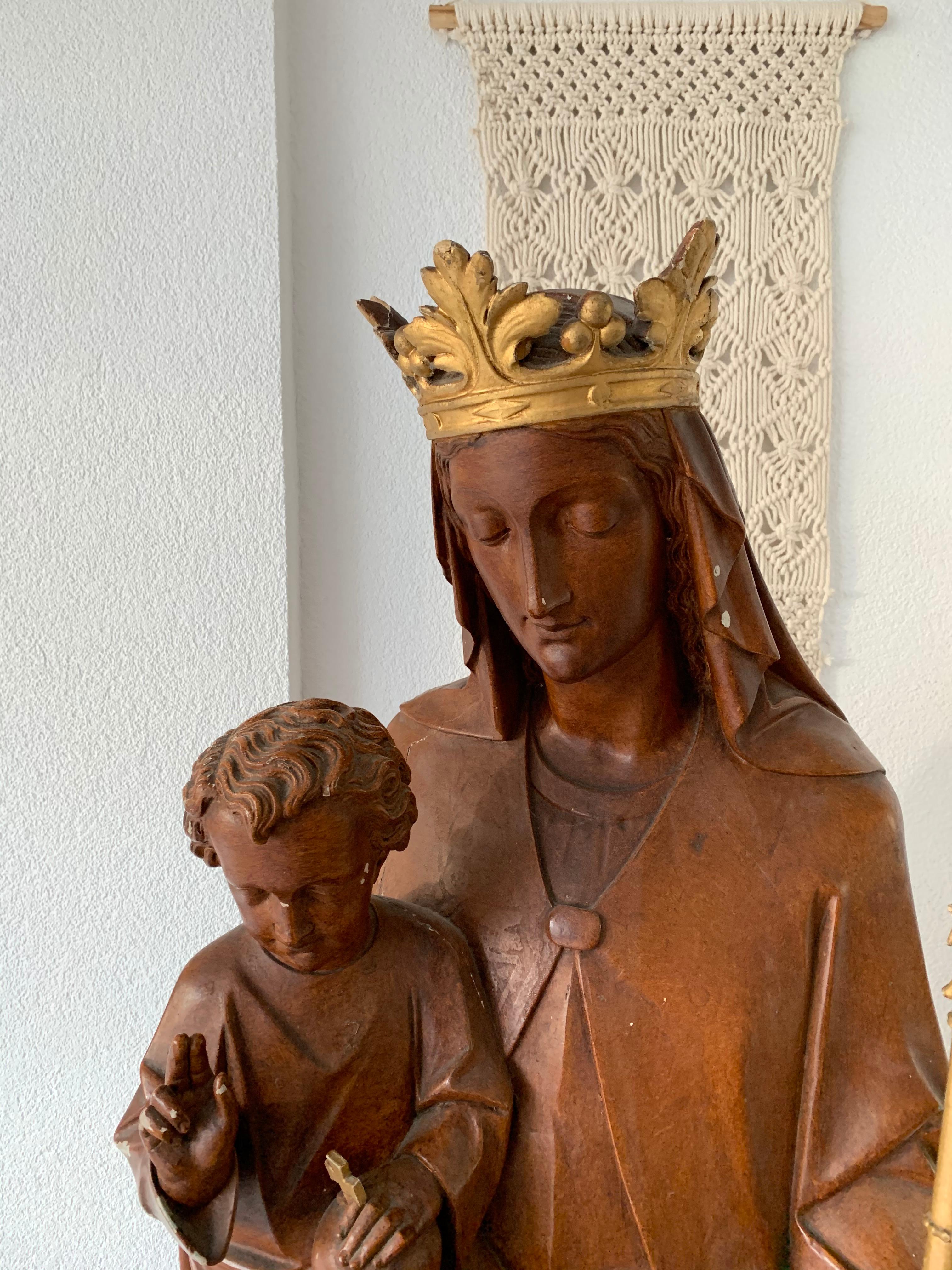 Antique Lifesize Crowned Mother Mary and Child Jesus Gothic Revival Sculpture For Sale 10