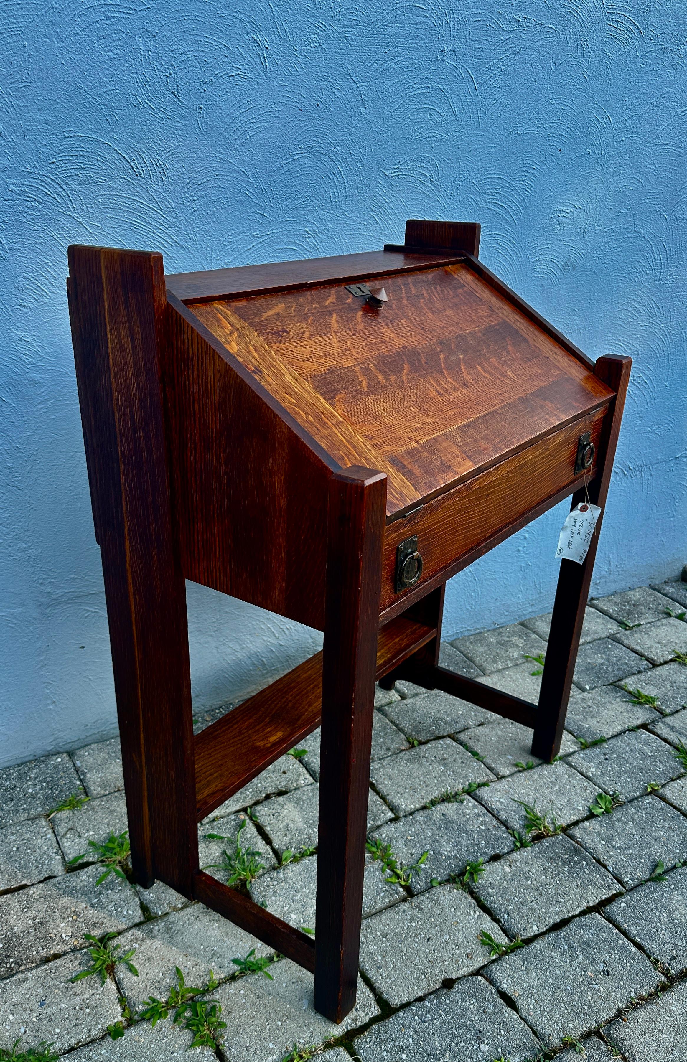 Oak Antique 