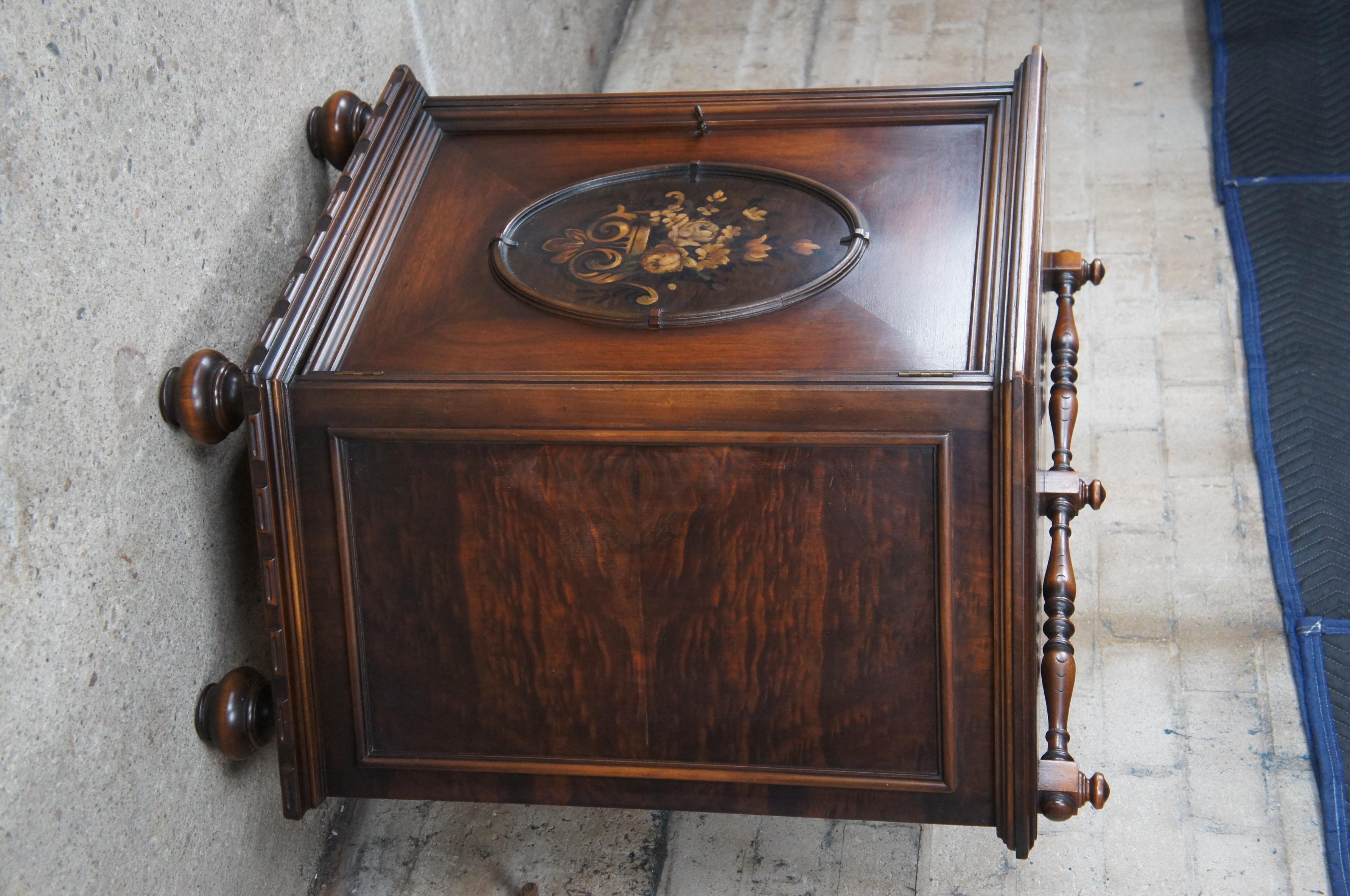 Antique Lifetime Furn. Jacobean Spanish Walnut Buffet Sideboard Server Cabinet In Good Condition For Sale In Dayton, OH