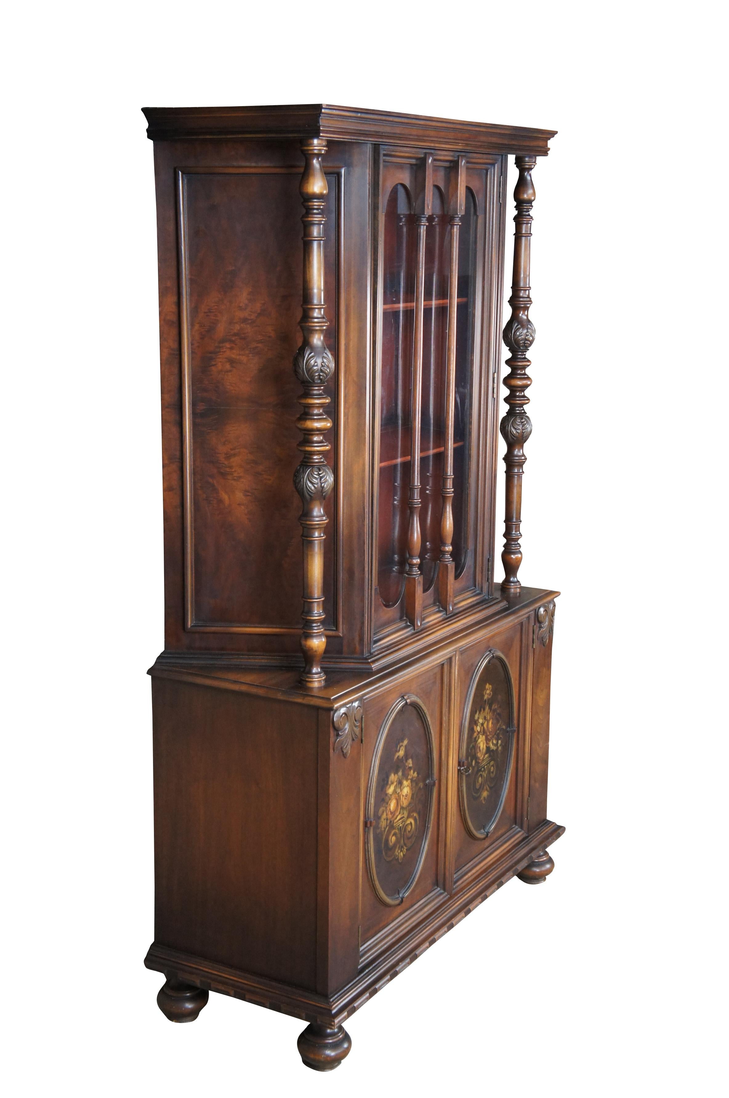 Jacobéen Antique Lifetime Furniture Jacobean Walnut Spanish China Cabinet Cupboard en vente