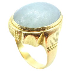 Antiker leicht bläulich-grüner ovaler Cabochon Nephrit Jade 18k Gelbgold Dome Ring