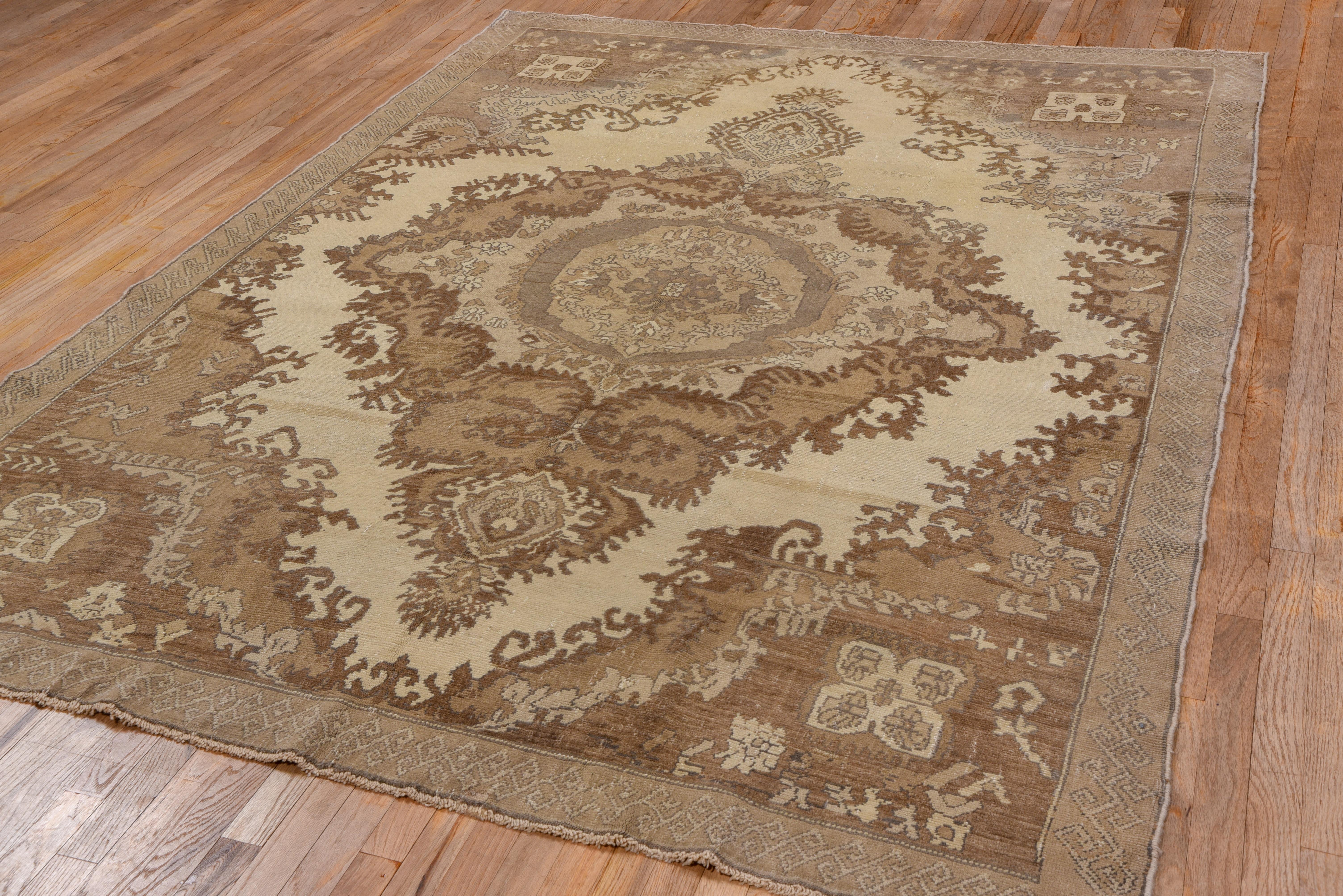 Hand-Knotted Antique Light Brown Turkish Oushak Rug with Medallion, Cream Field For Sale