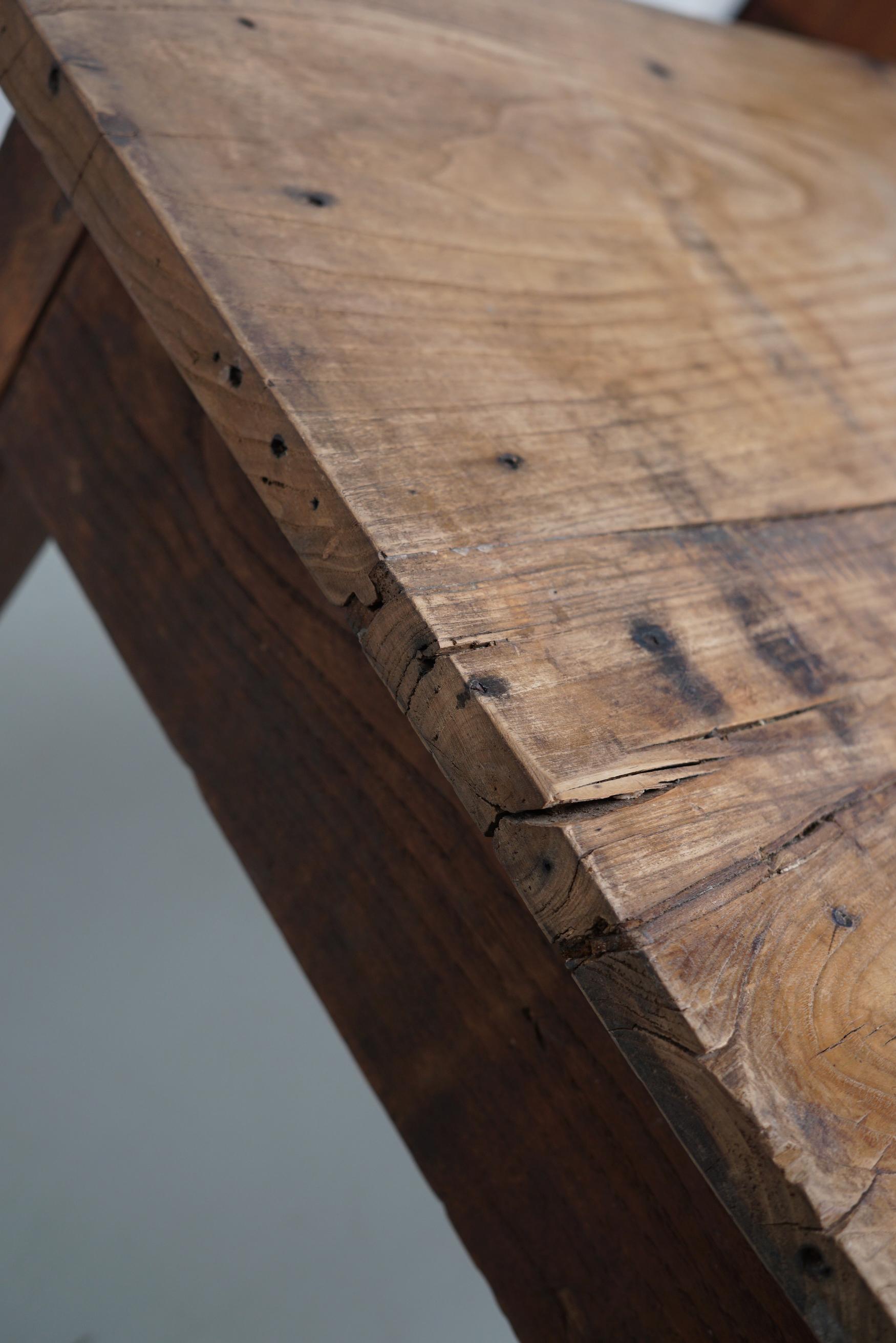 Antique Light Elm 19th Century French Rustic Farmhouse Dining Table For Sale 11