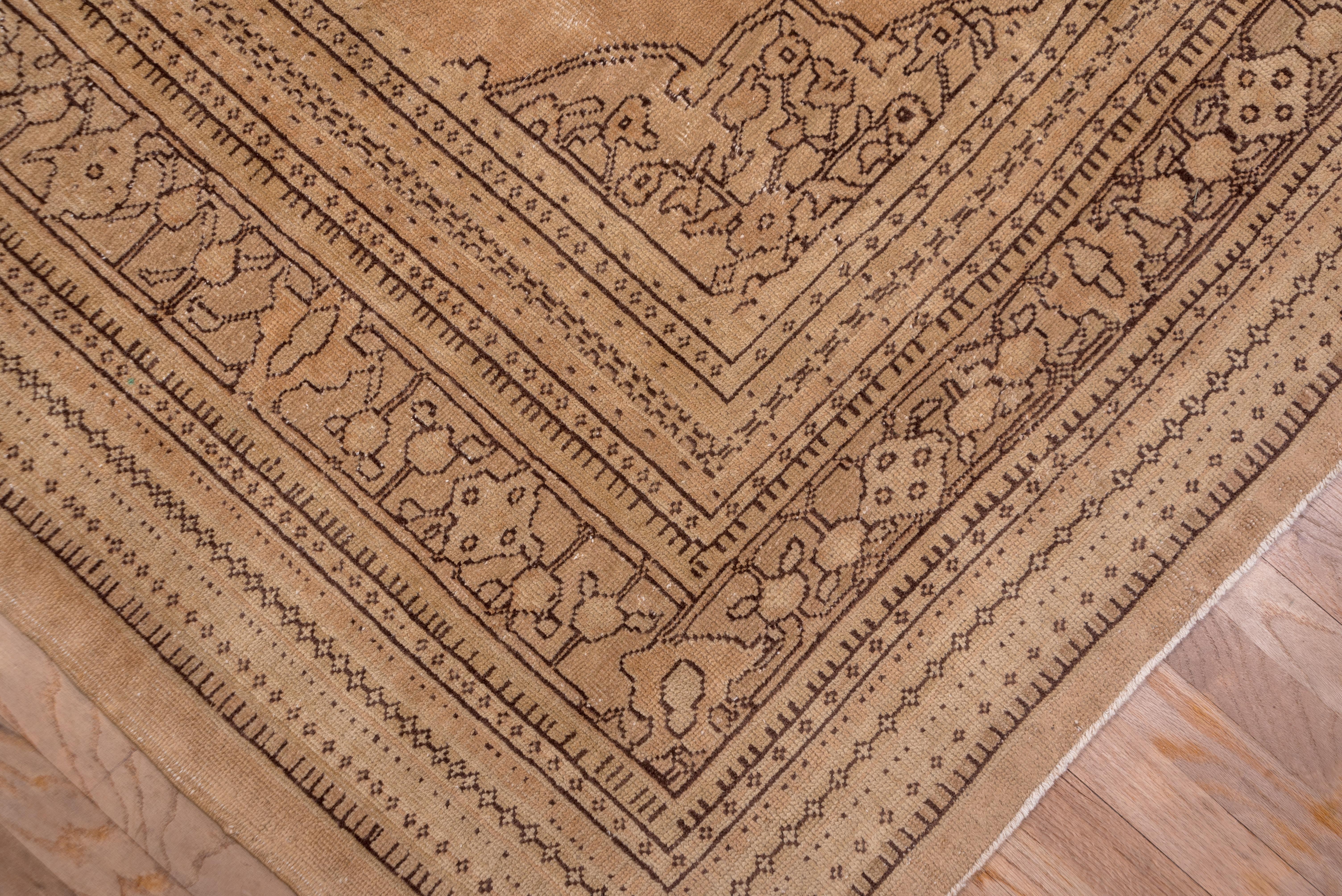 20th Century Antique Light Palette Squarish Sivas Carpet For Sale