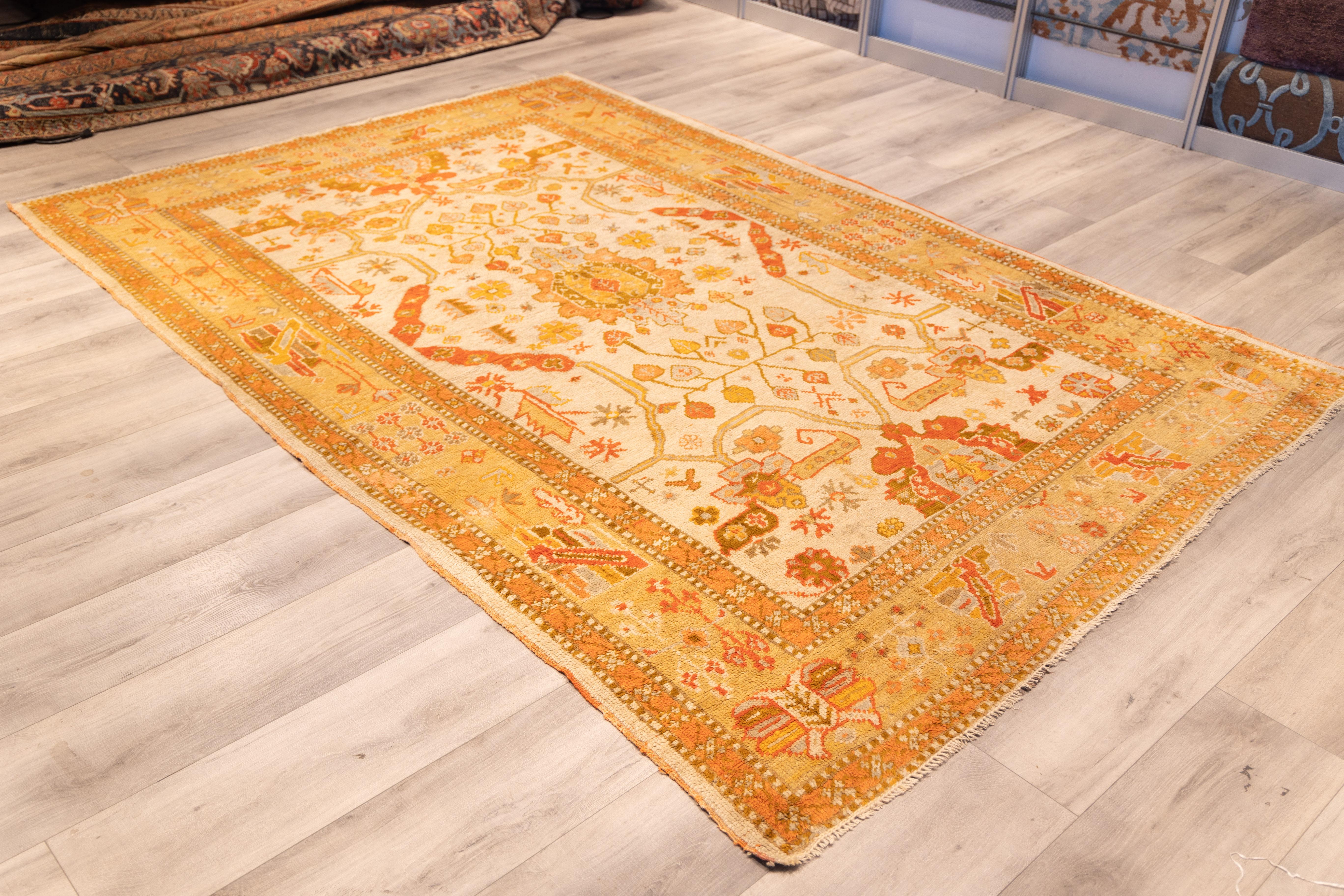Oushak Antique light tones oushak early 20th cent. For Sale