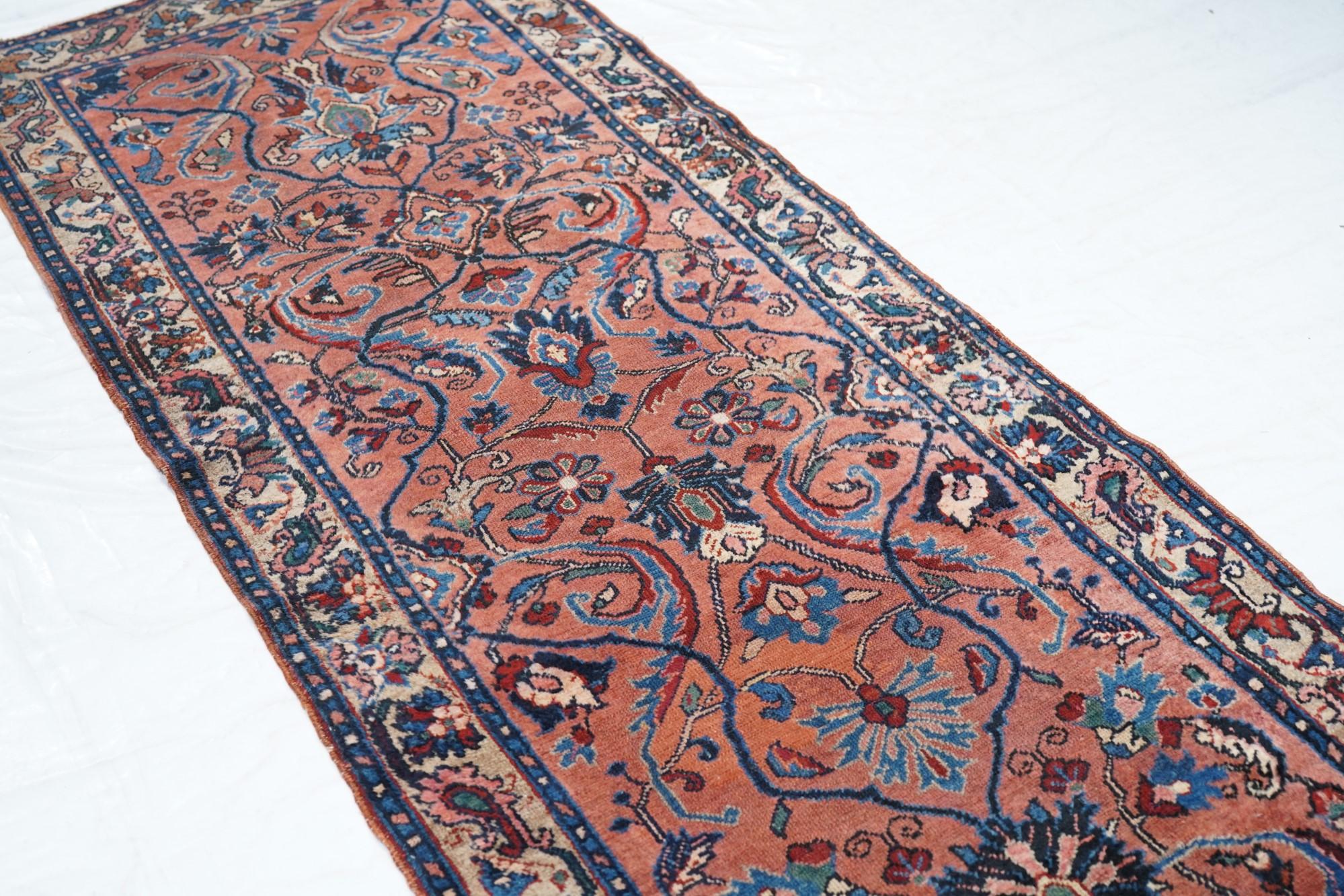 Runner Lilihan antique 2'9'' x 9'8'' en vente 2