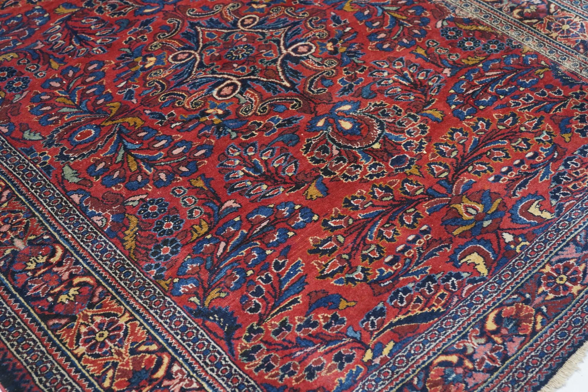 Antiker Lillihan-Teppich 5'3'' x 6'6'' (Frühes 20. Jahrhundert) im Angebot