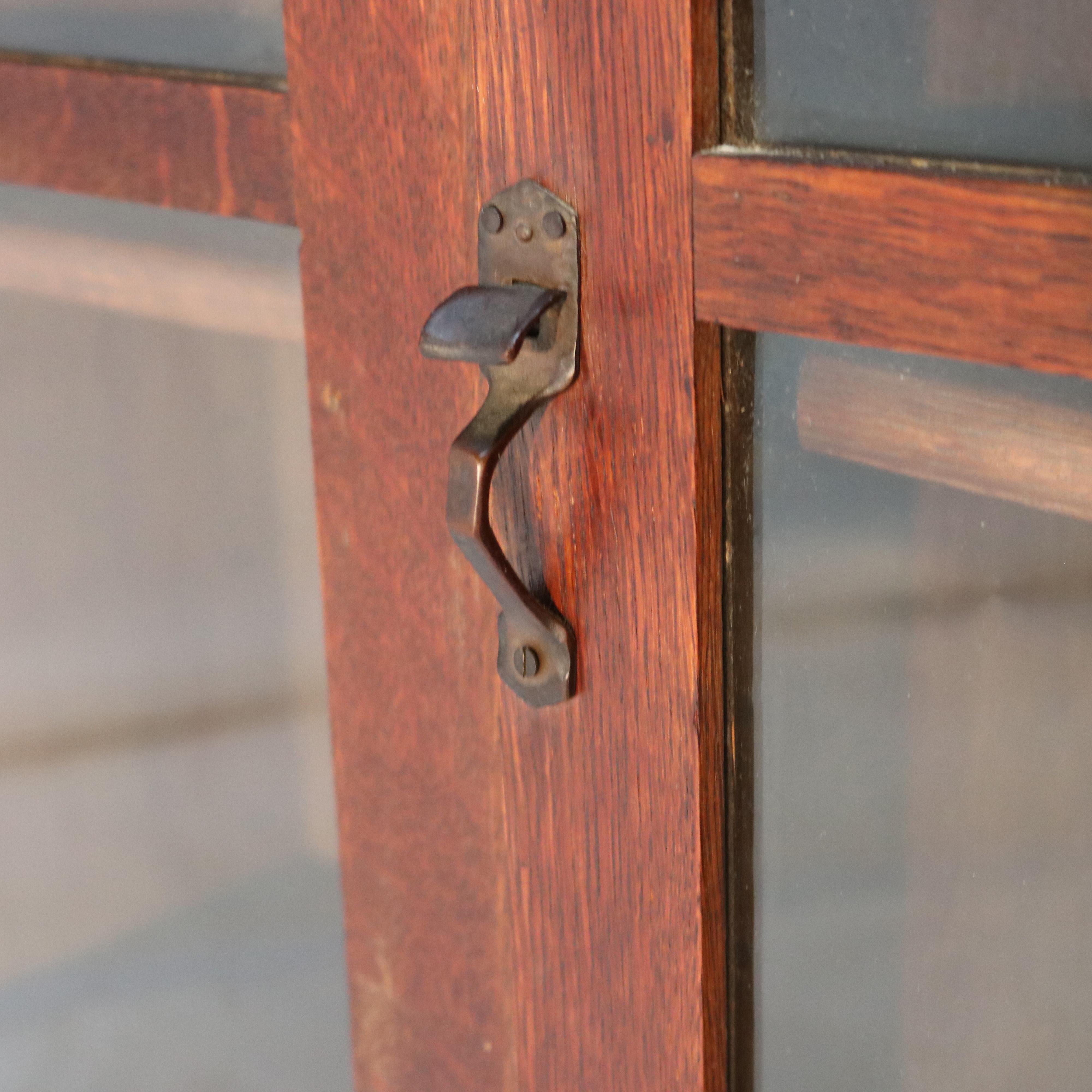 Antique Limbert Arts & Crafts Mission Oak Three-Door Bookcase C1910 In Good Condition In Big Flats, NY