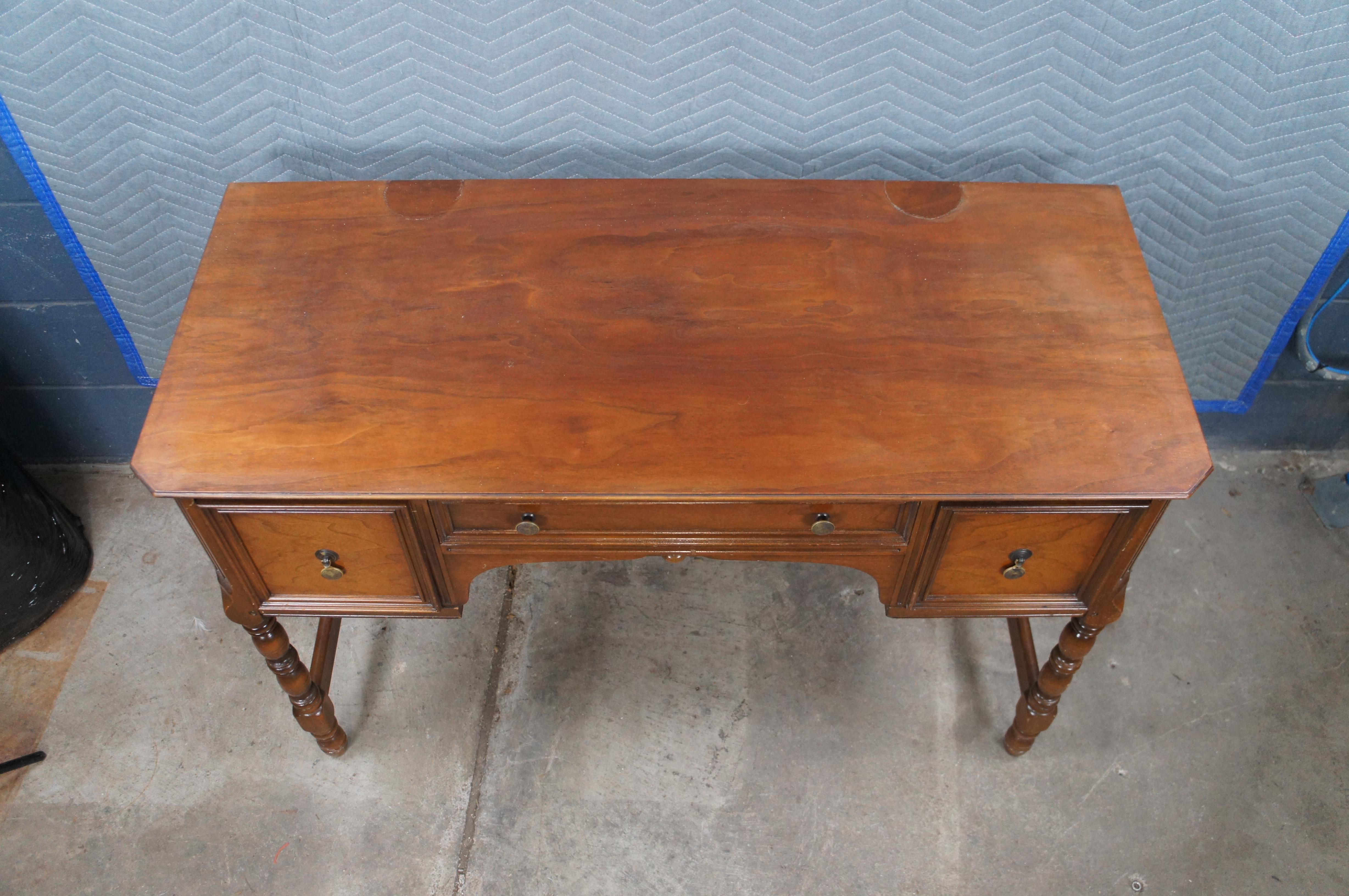 Antike Limbert Arts & Crafts Nussbaum Eitelkeit Schreibtisch Konsole Tisch 45