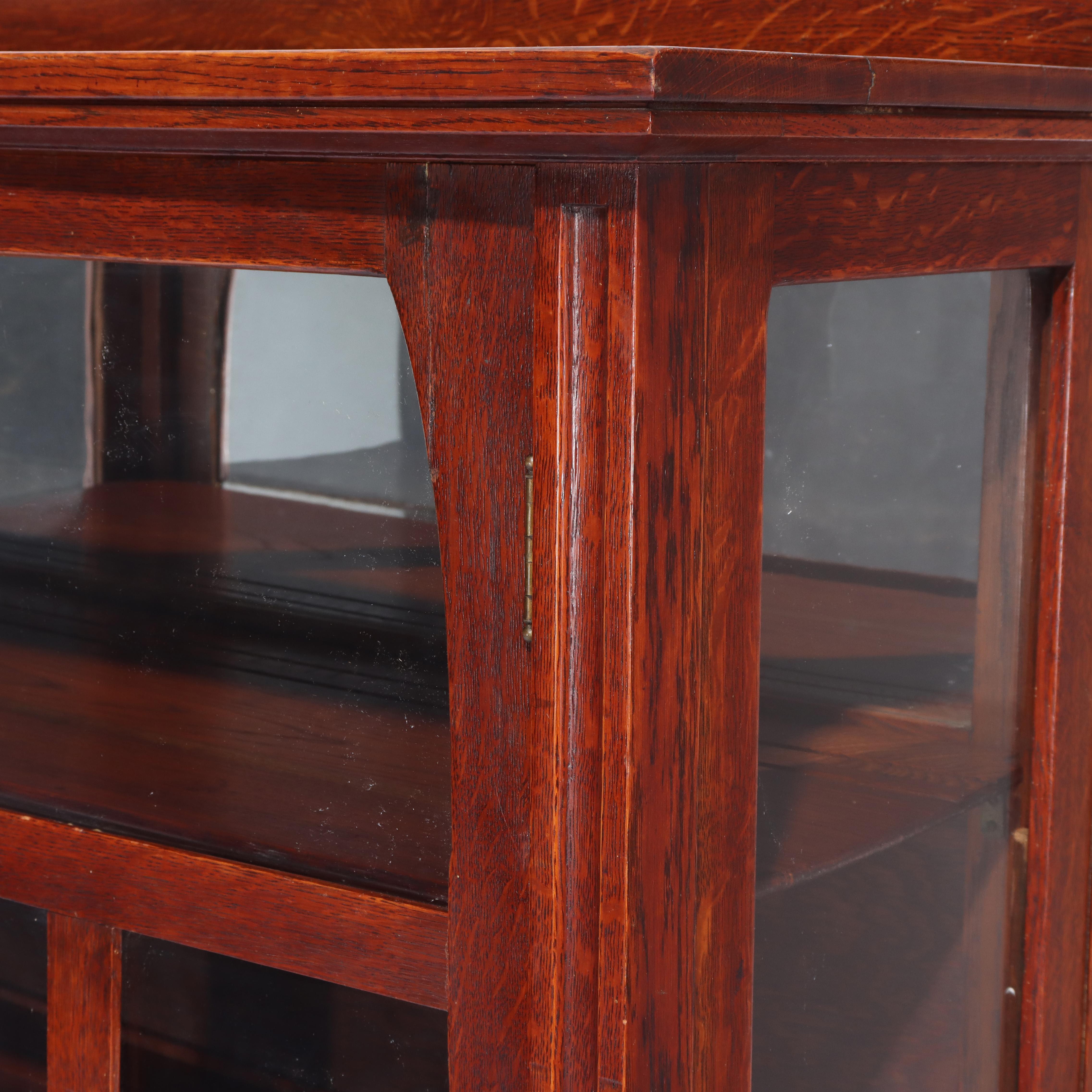 Antike Limbert School Arts & Crafts Eiche 2-türige China Cabinet c1920 (Eichenholz) im Angebot