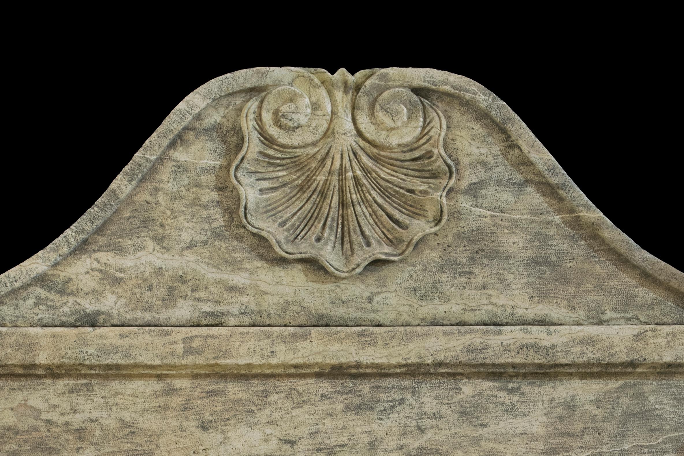 Sculpté à la main Banc antique en pierre calcaire - Banc ancien en pierre - Banc de jardin en vente