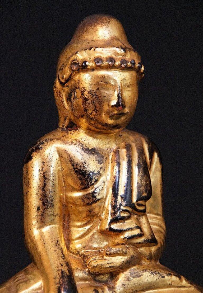 Antique Limestone Buddha from Burma For Sale 4
