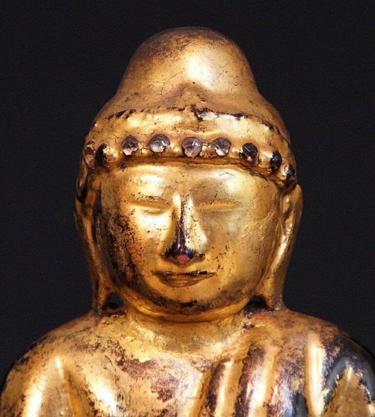 Antique Limestone Buddha from Burma For Sale 1