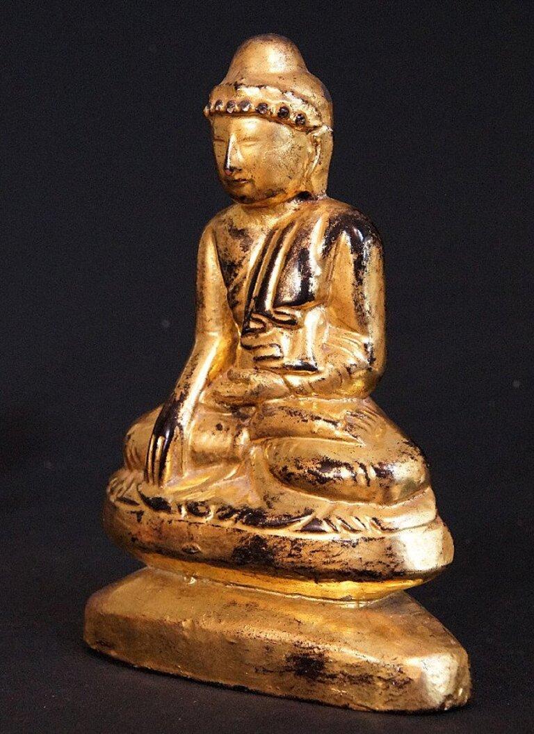 Antique Limestone Buddha from Burma For Sale 3