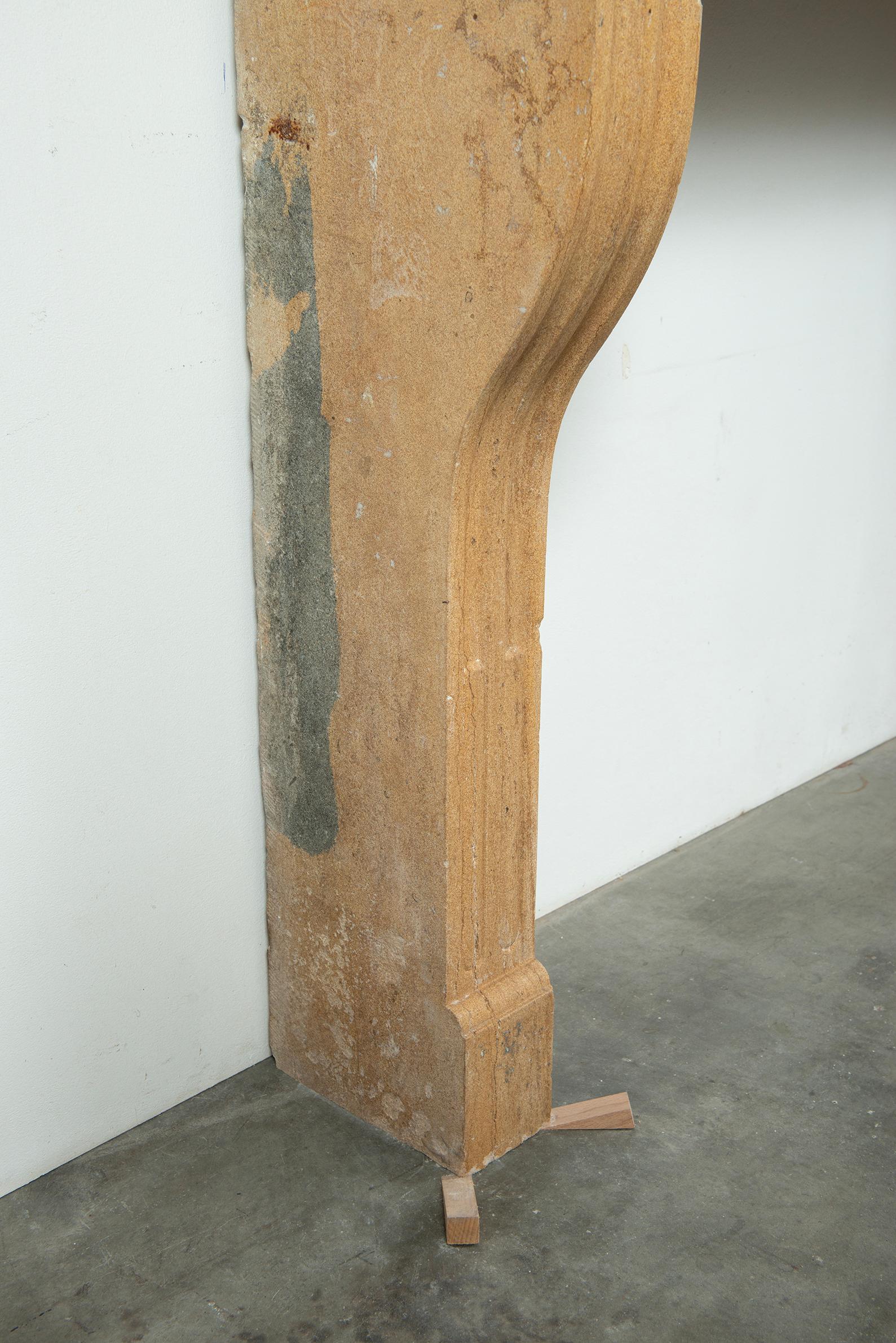 Chimenea de piedra caliza antigua en venta 13