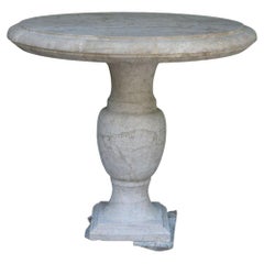 Antiker Tisch aus Kalkstein – Tisch aus altem Stein