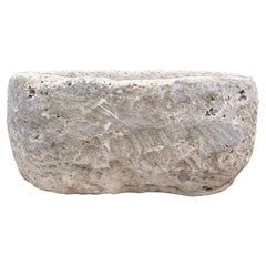 Trog aus antikem Kalkstein 51226A