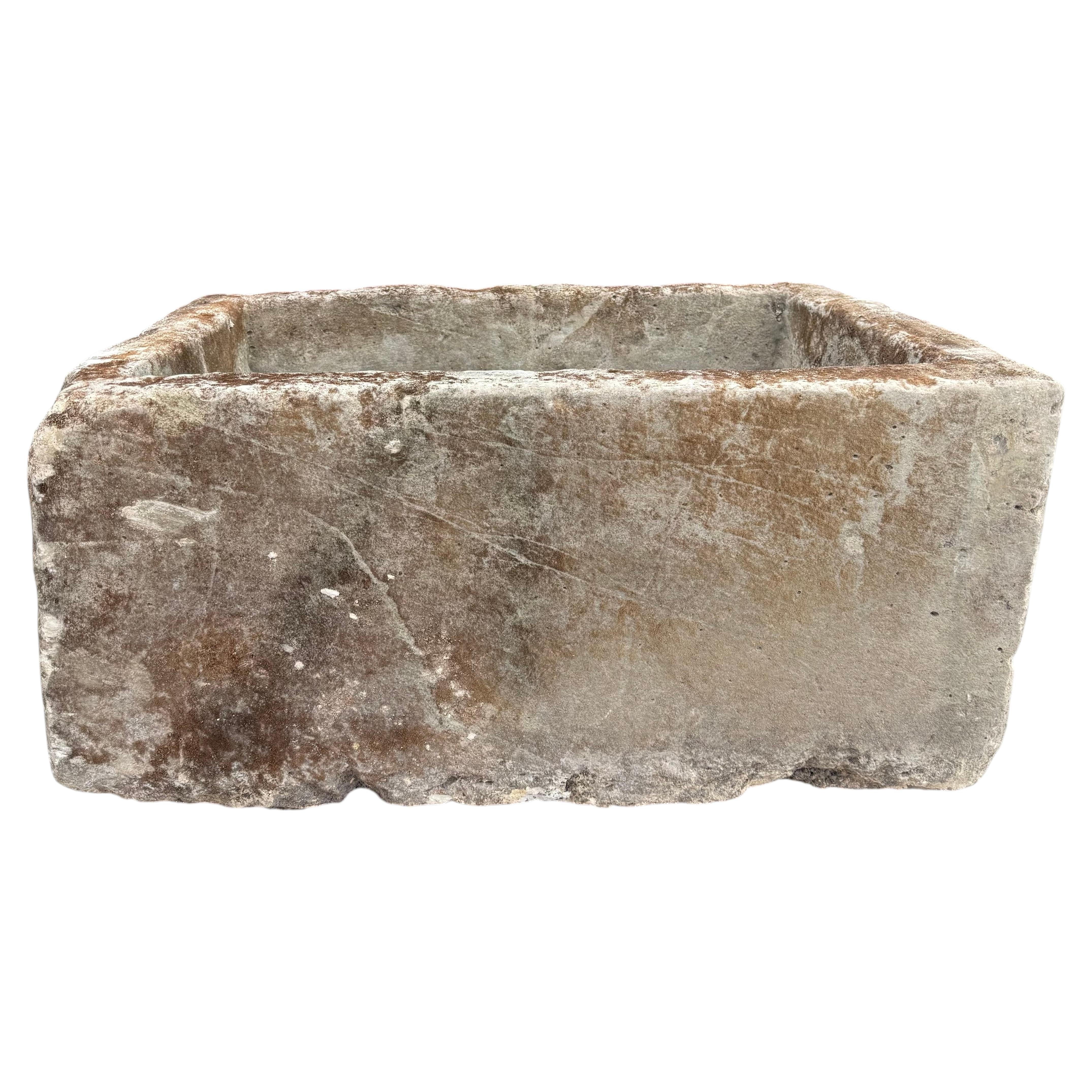 Auge en pierre calcaire antique 51626B 35 "W en vente
