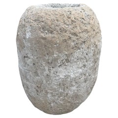 Abbeveratoio antico in pietra calcarea 51626G 25 "H.