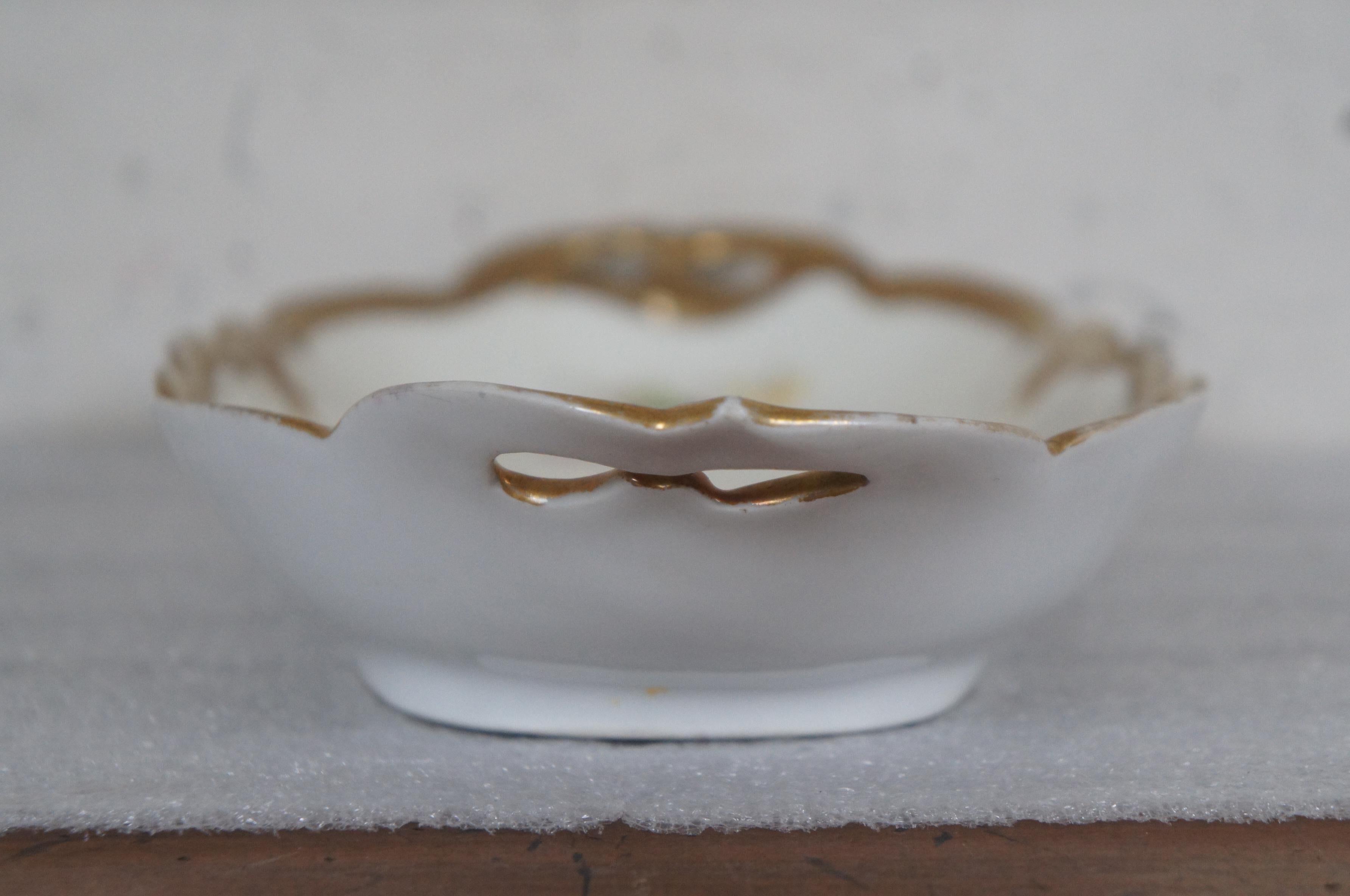 Antique plat de toilette ovale festonné de fleurs de Limoges France 13 po. 5