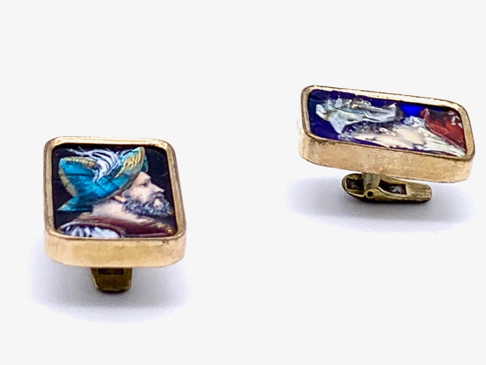 Rare pair of beautifully enamelled buttons - cufflinks with portaits of a couple dressed sumptuously in elegant Renaissance dress.