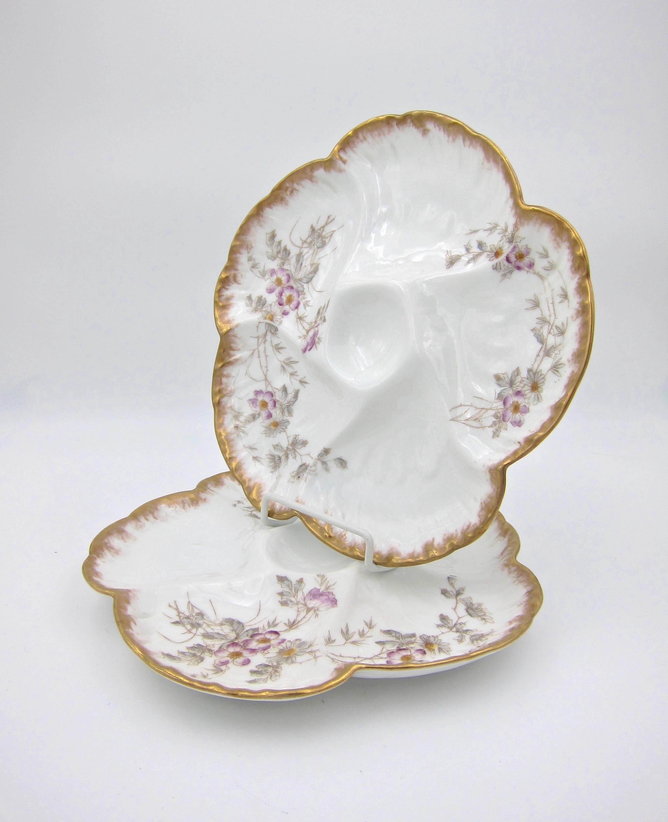 Antique Limoges Porcelain French Oyster Plate Pair, 1880s In Good Condition In Los Angeles, CA