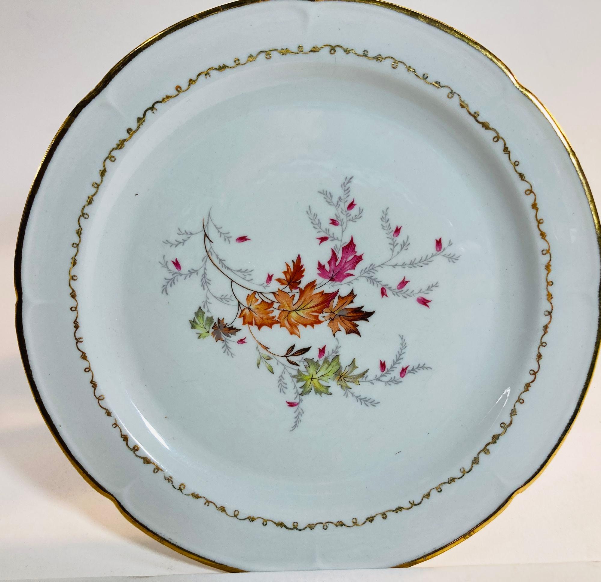 Antiguo Plato de Porcelana de Limoges Coleccionable Hecho a Mano en Francia Años 40 en venta 1