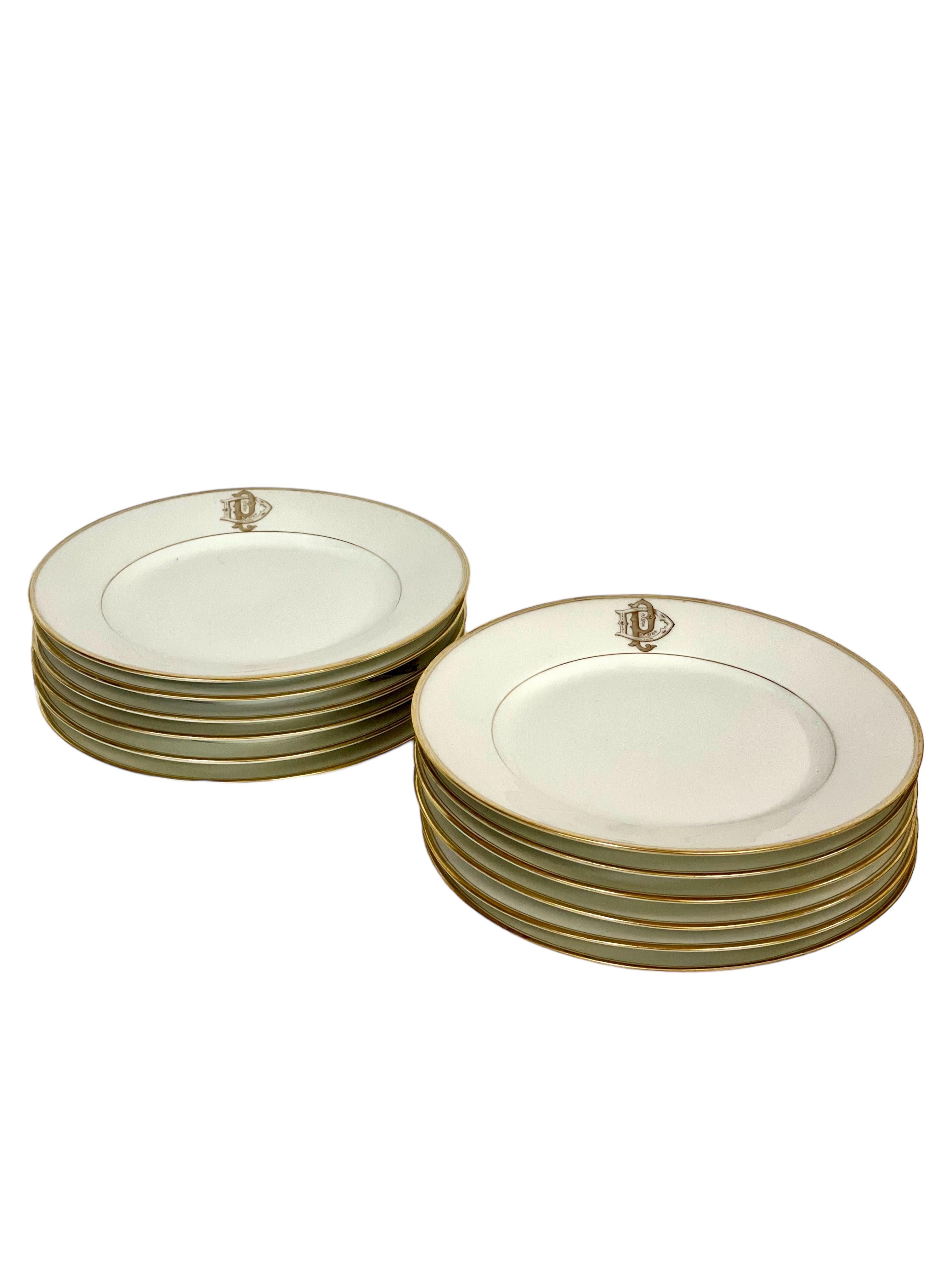 Siglo XIX Juego de 12 Platos de Porcelana de Limoges en venta 1