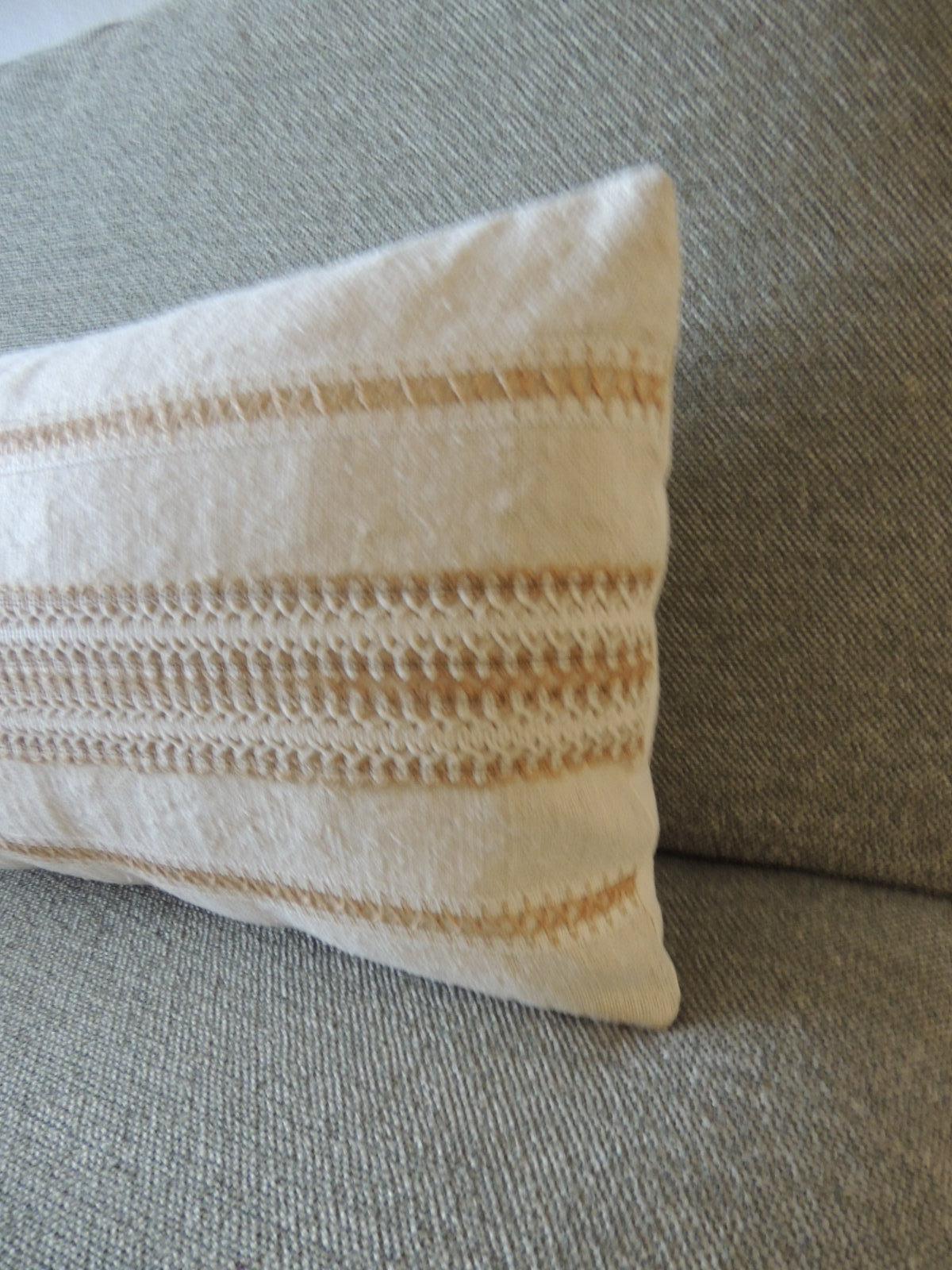 Antique linen decorative bolster pillow with vintage jute trim.
Woven white and tan trim.
Natural cotton backing.
Decorative pillow handcrafted and designed in the USA.
Closure by stitch (no zipper closure) with custom made pillow insert.
Size: