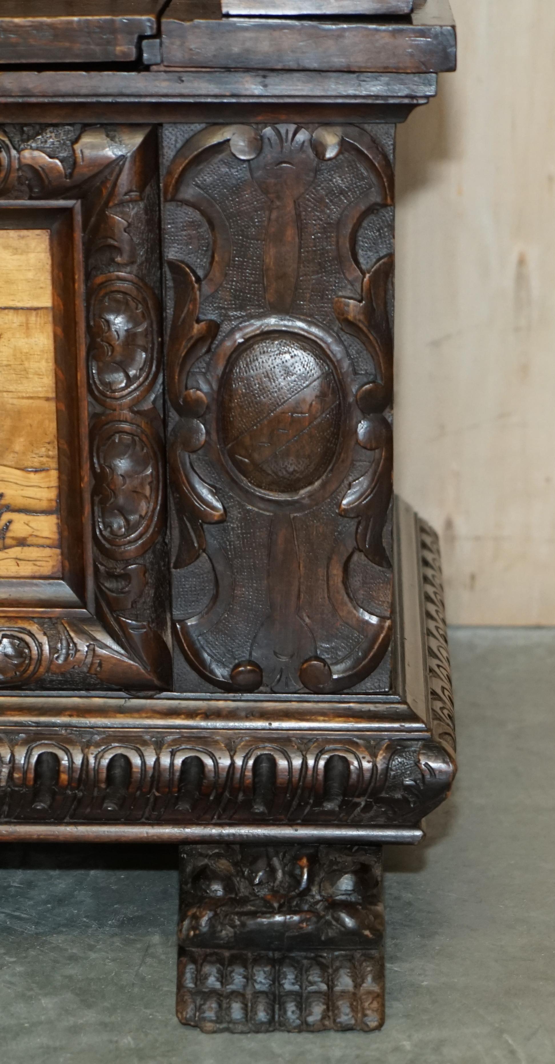 Antique Lion Griffon Carved Italian 1860 Monks Settle Bench Internal Storage For Sale 7